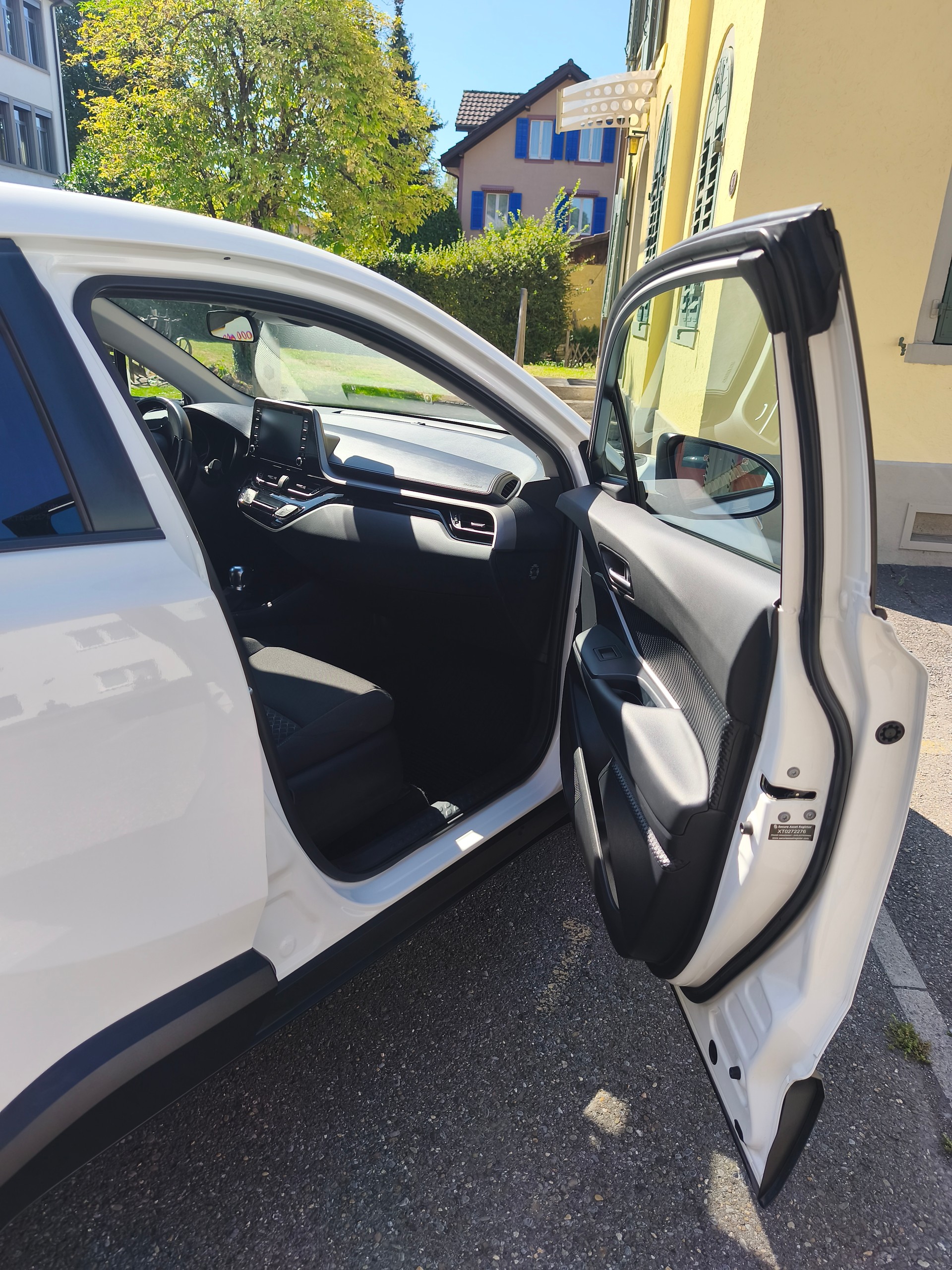 TOYOTA 1.8 VVTi HSD Comfort-image-5