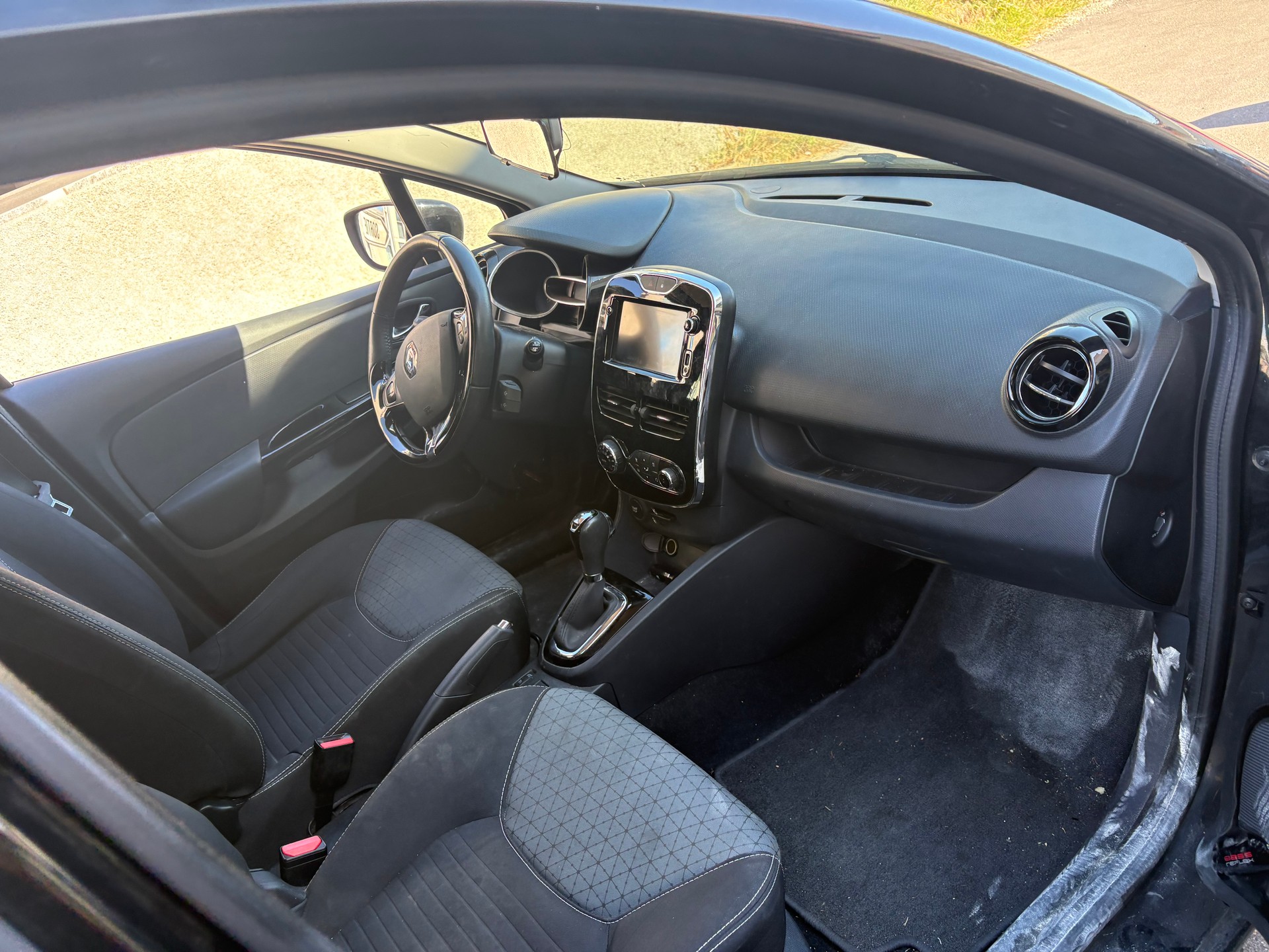 RENAULT Clio Grandtour 1.2 16V T GT EDC-image-2