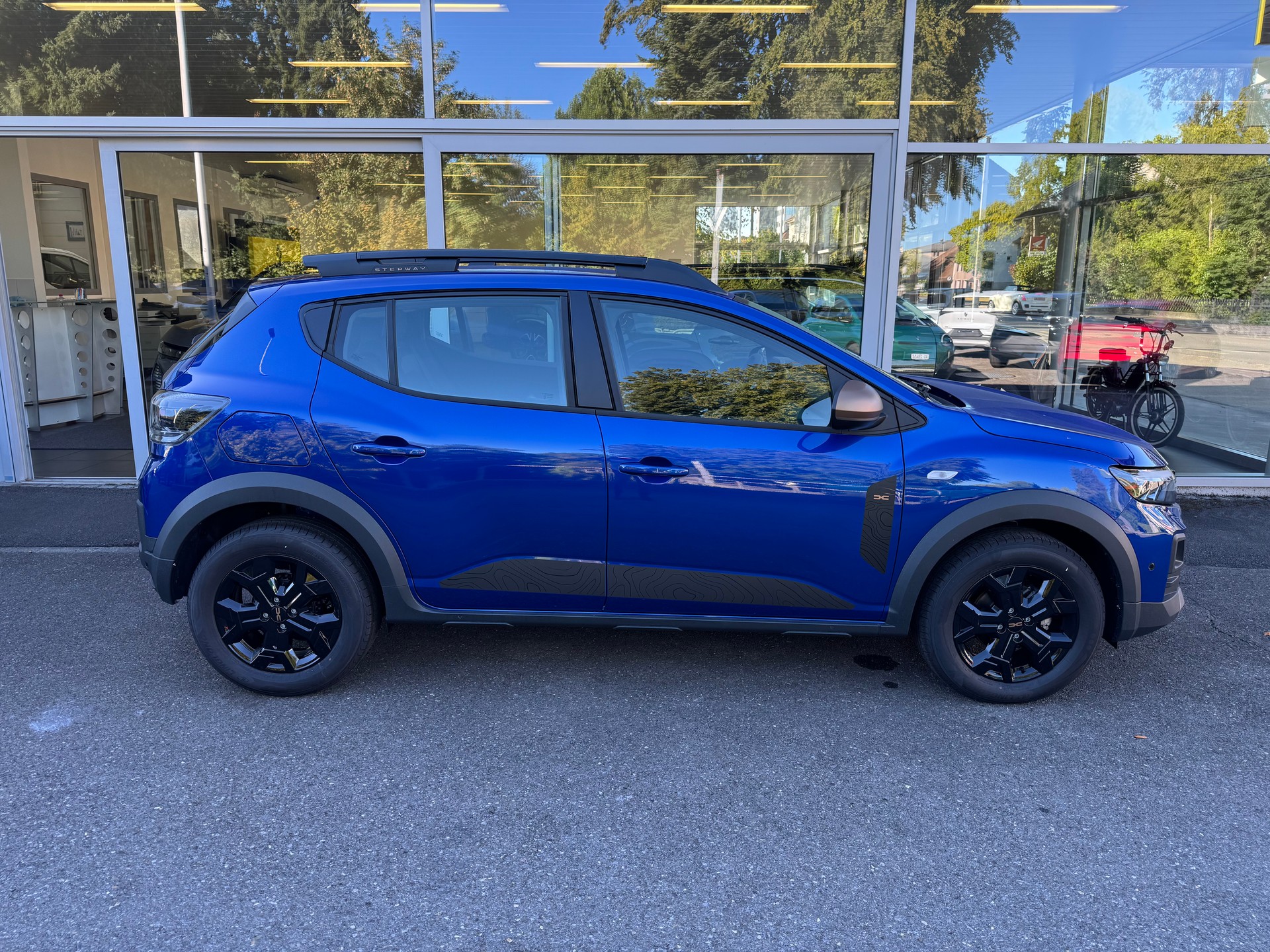 DACIA Sandero Stepway TCe 110 Extreme-image-1