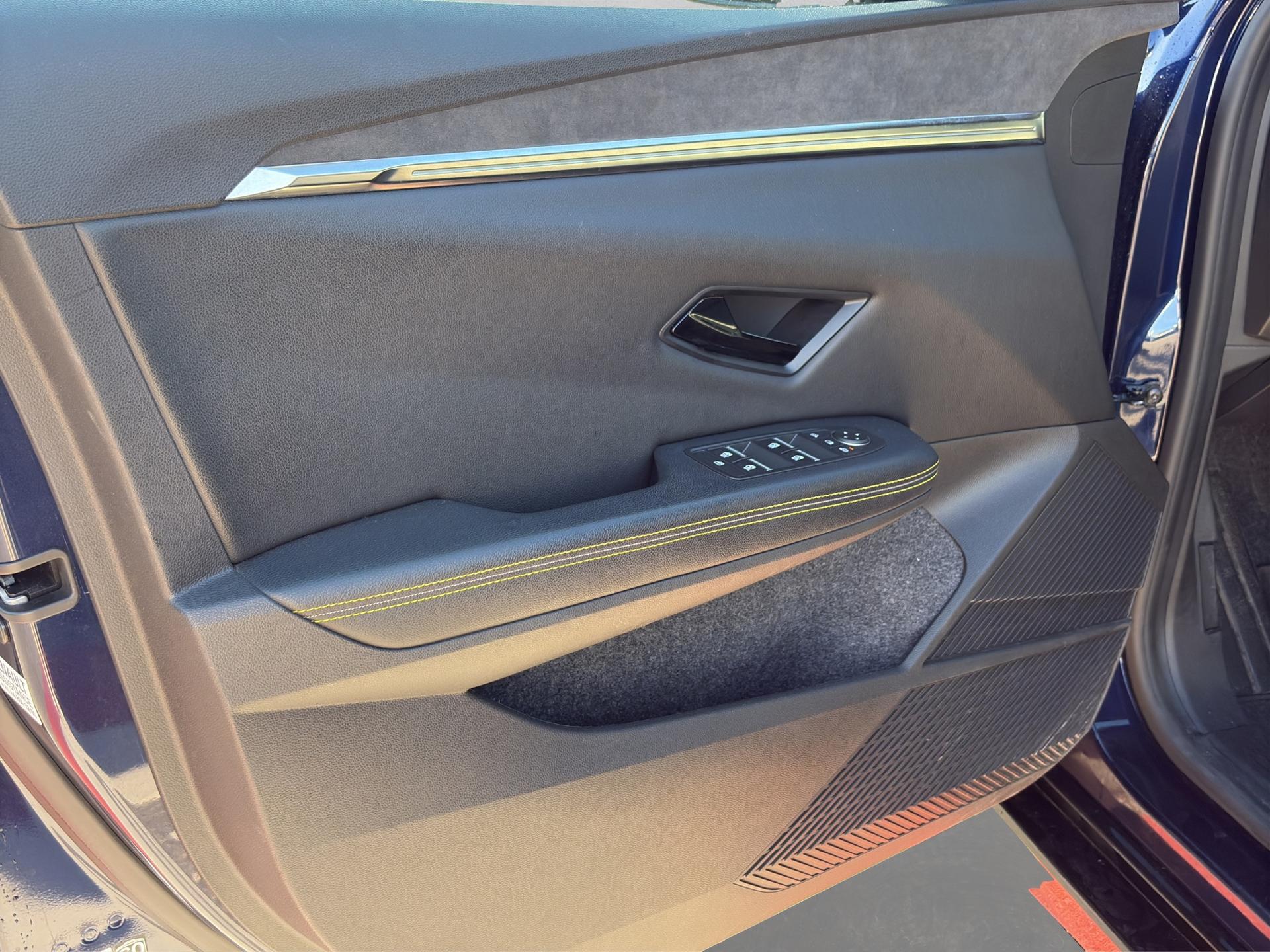 RENAULT Mégane E-TECH EV60 Techno-image-23