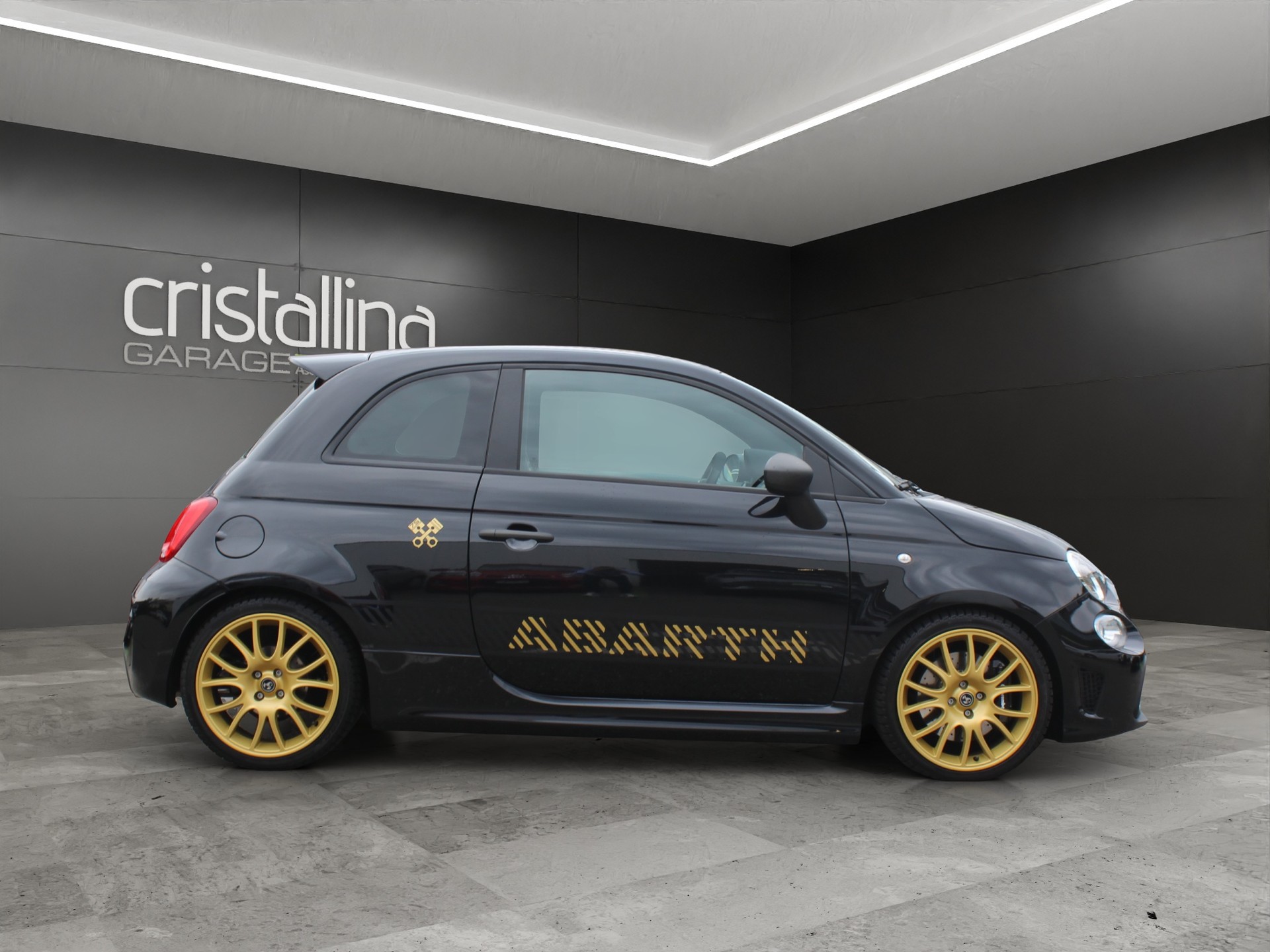 FIAT 695 Abarth 1.4 T-Jet 180 75 Anniversario-image-4