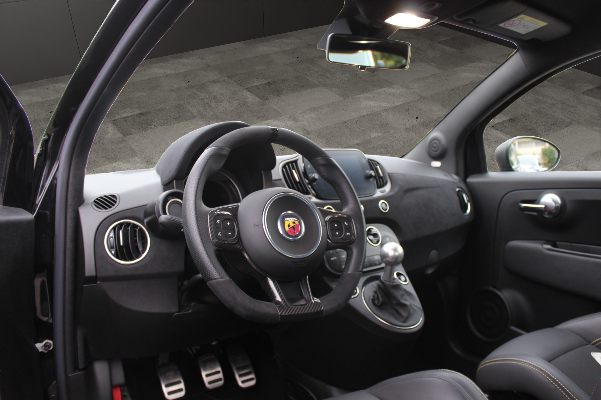 FIAT 695 Abarth 1.4 T-Jet 180 75 Anniversario-image-6