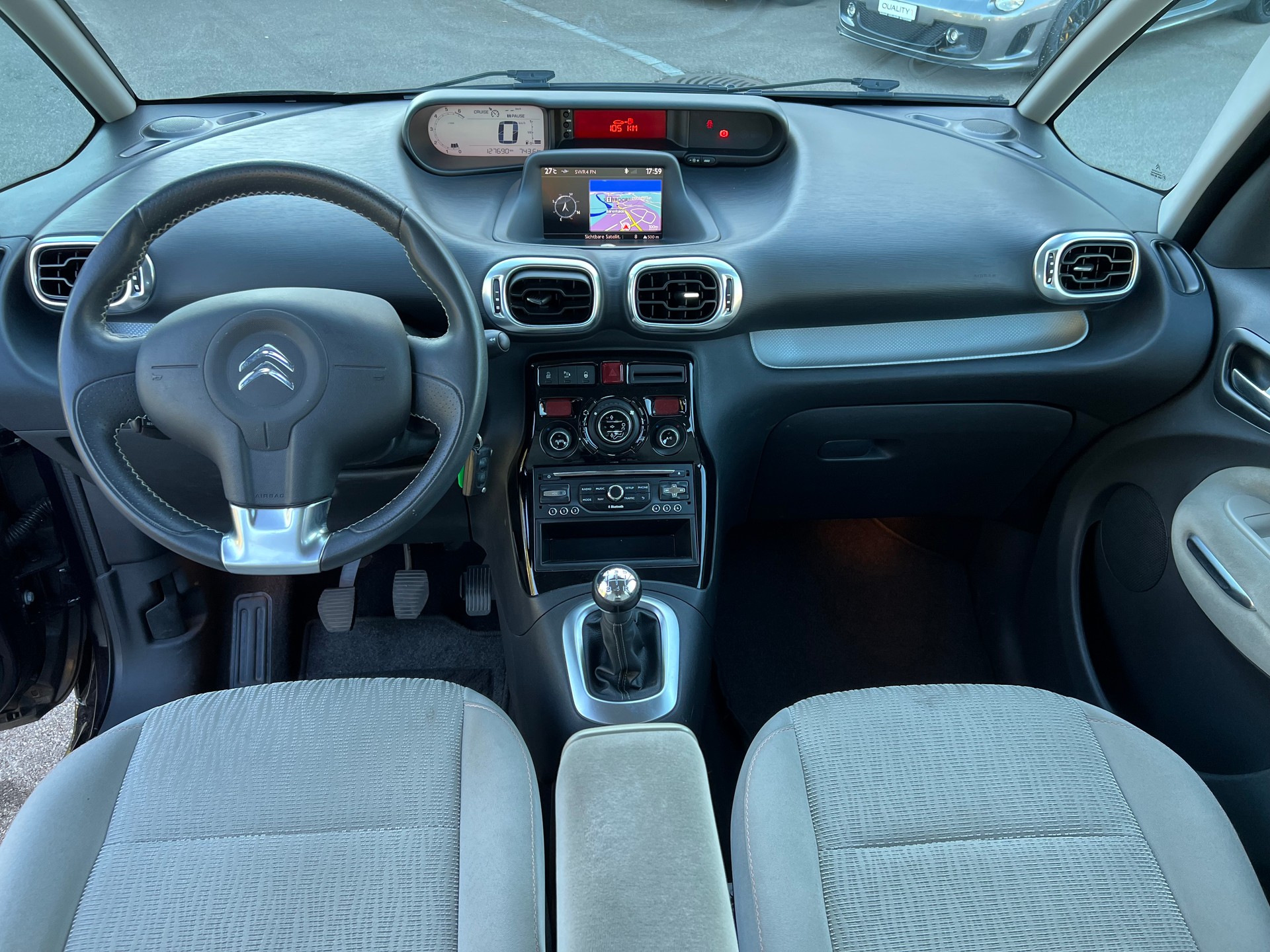 CITROEN C3 Picasso 1.2 Pure Tech Exclusive-image-29