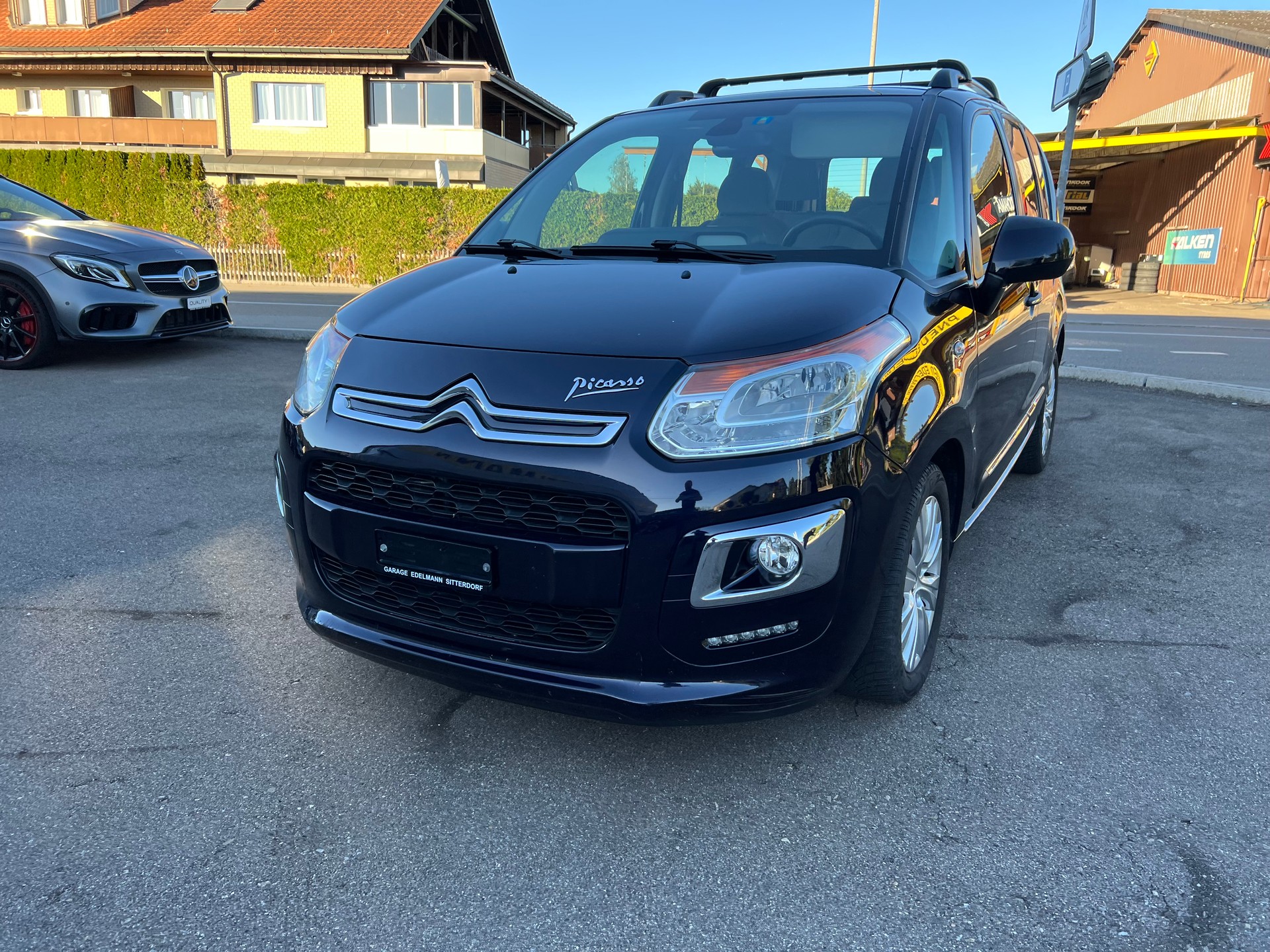 CITROEN C3 Picasso 1.2 Pure Tech Exclusive-image-2