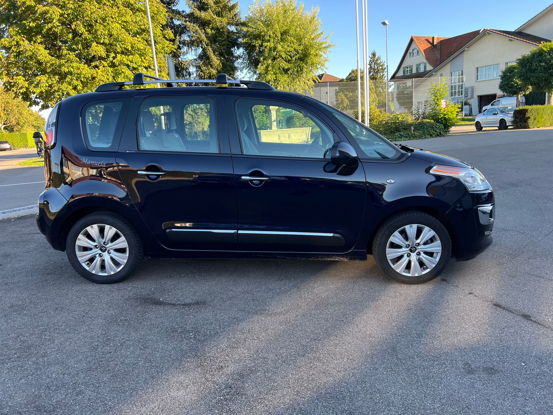CITROEN C3 Picasso 1.2 Pure Tech Exclusive-image-8
