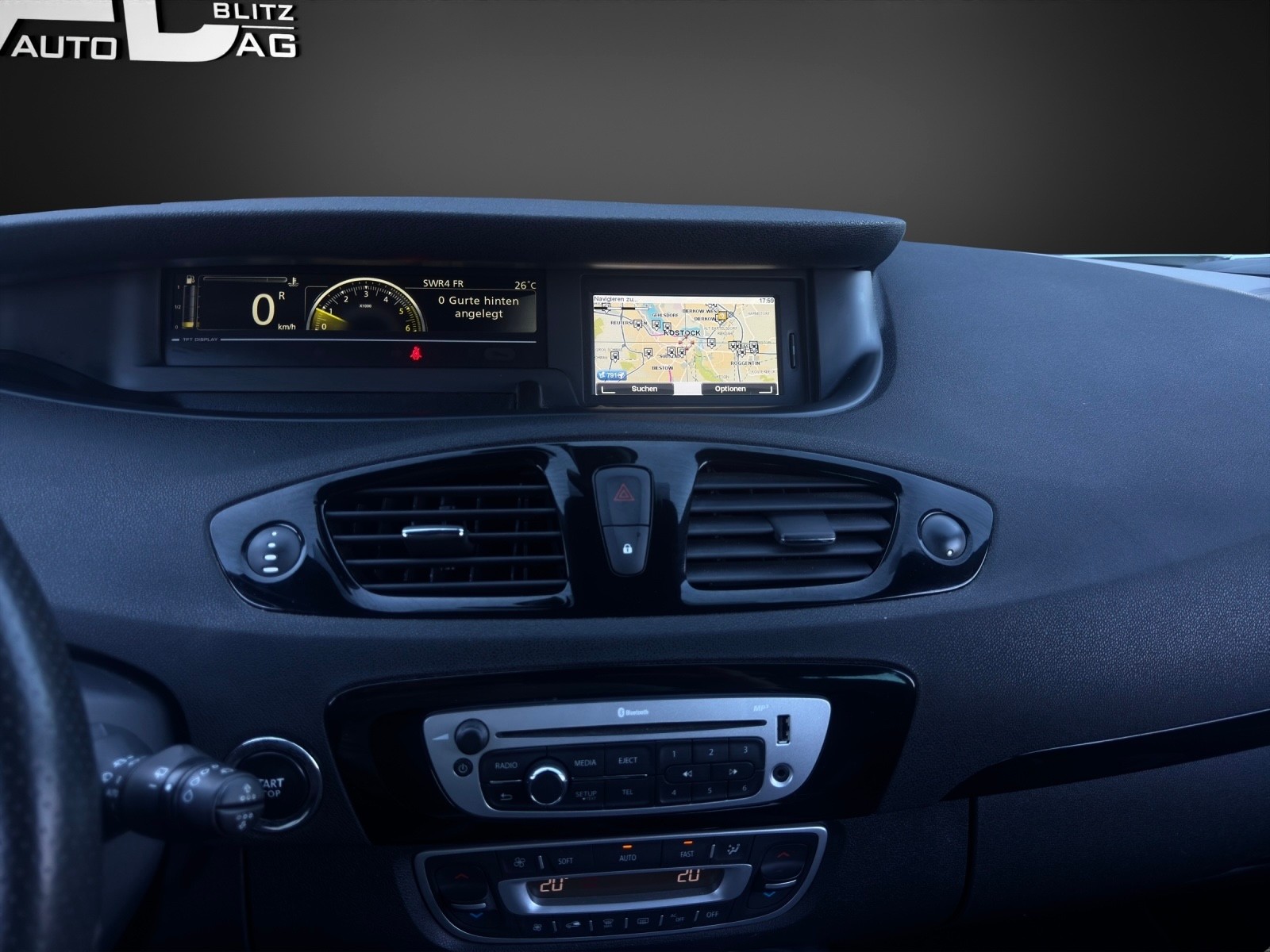 RENAULT Scénic 1.5 dCi Bose EDC-image-11