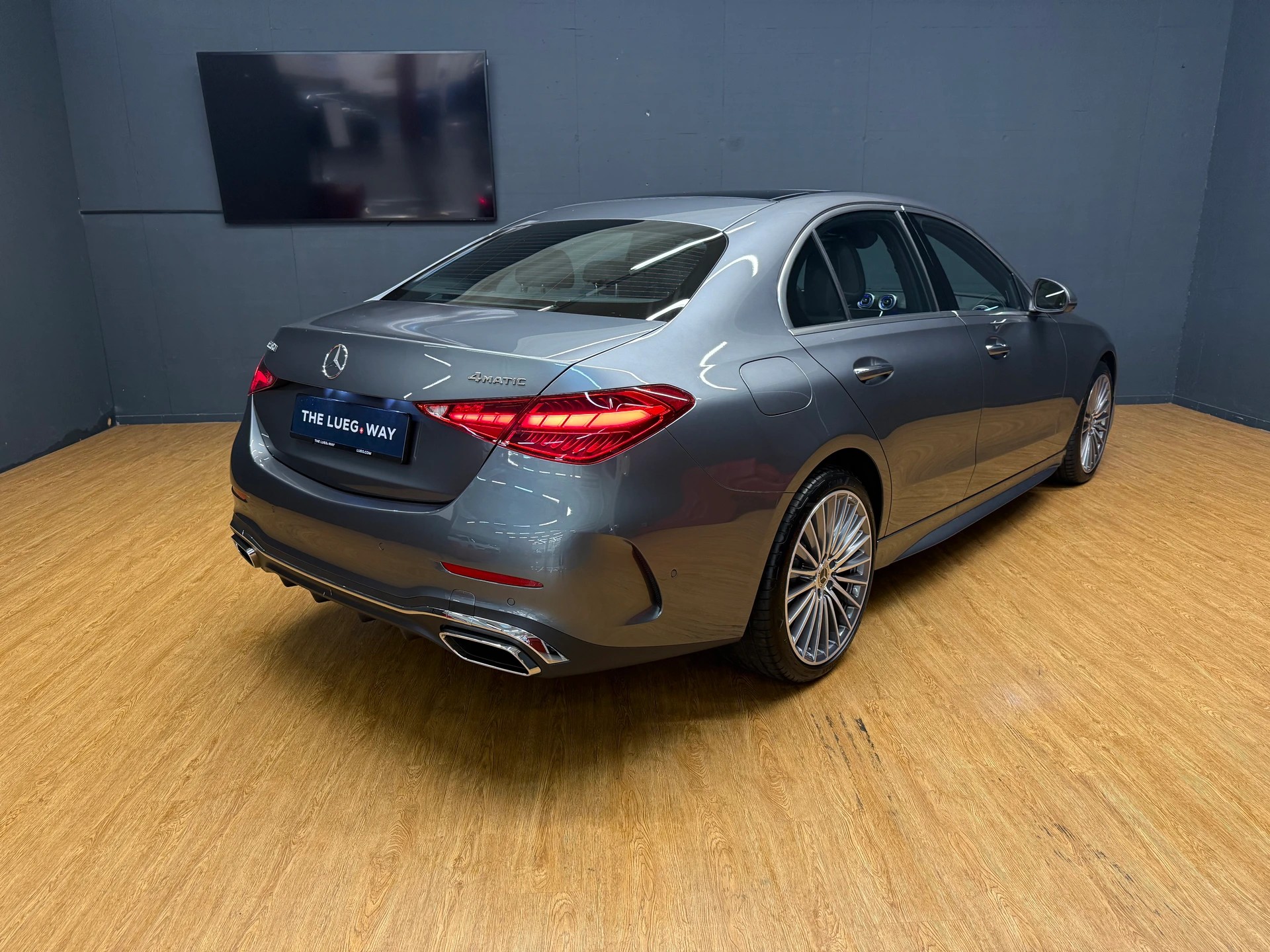MERCEDES-BENZ C 220 d 4M - SwissStar - AMG / DISTRONIC / 360 Grad Kamera / Leder Nappa / Hinterachslenkung-image-8