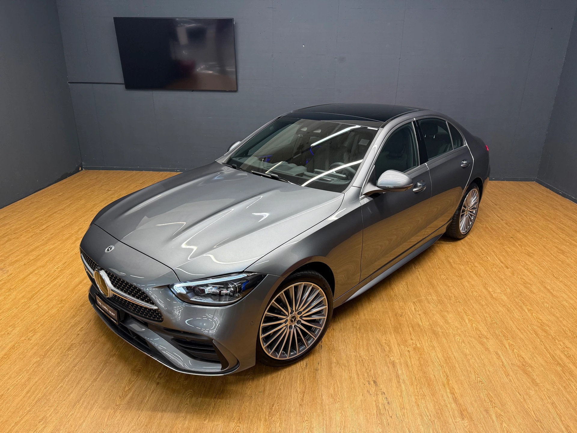 MERCEDES-BENZ C 220 d 4M - SwissStar - AMG / DISTRONIC / 360 Grad Kamera / Leder Nappa / Hinterachslenkung-image-3