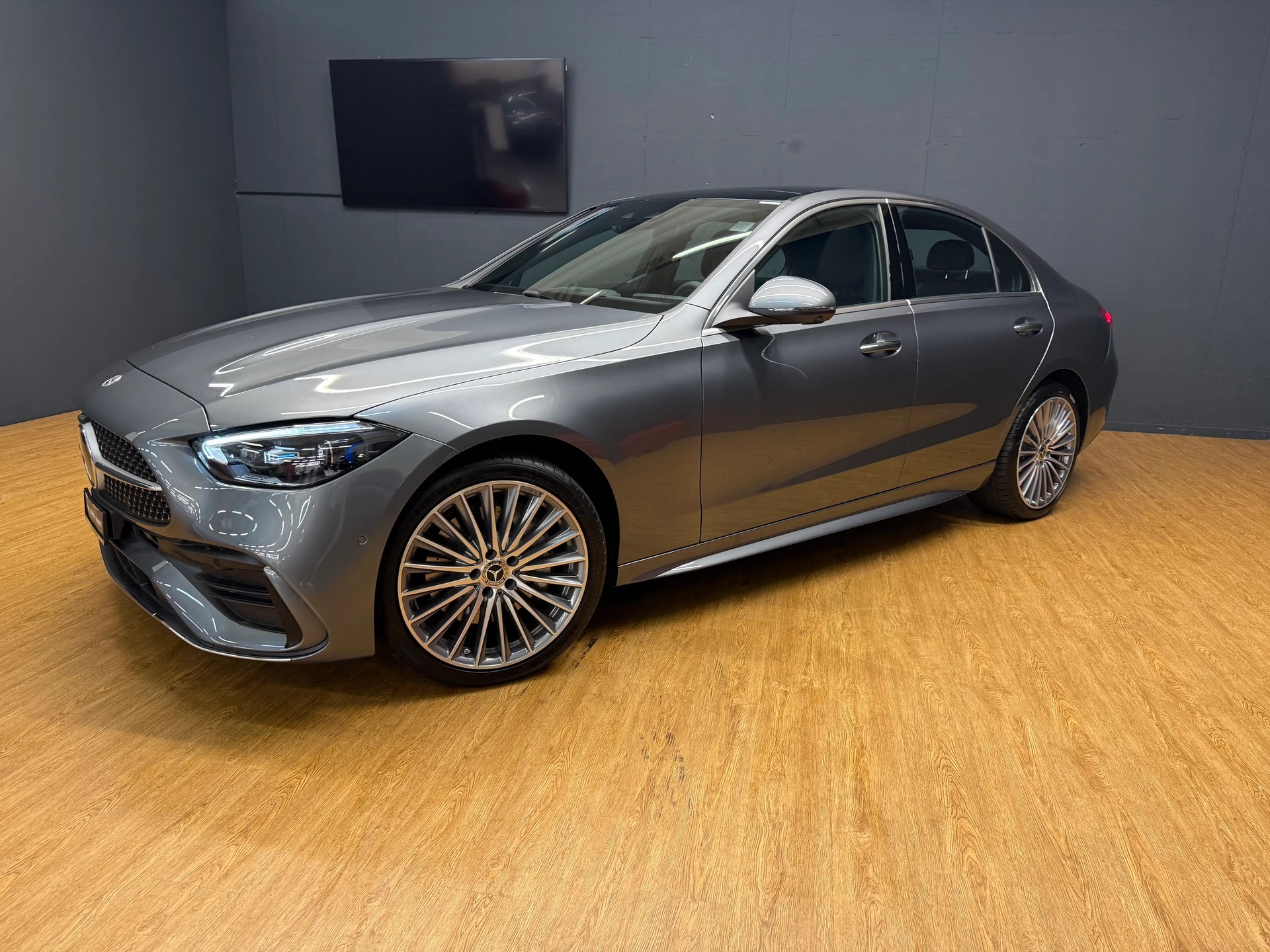 MERCEDES-BENZ C 220 d 4M - SwissStar - AMG / DISTRONIC / 360 Grad Kamera / Leder Nappa / Hinterachslenkung-image-1