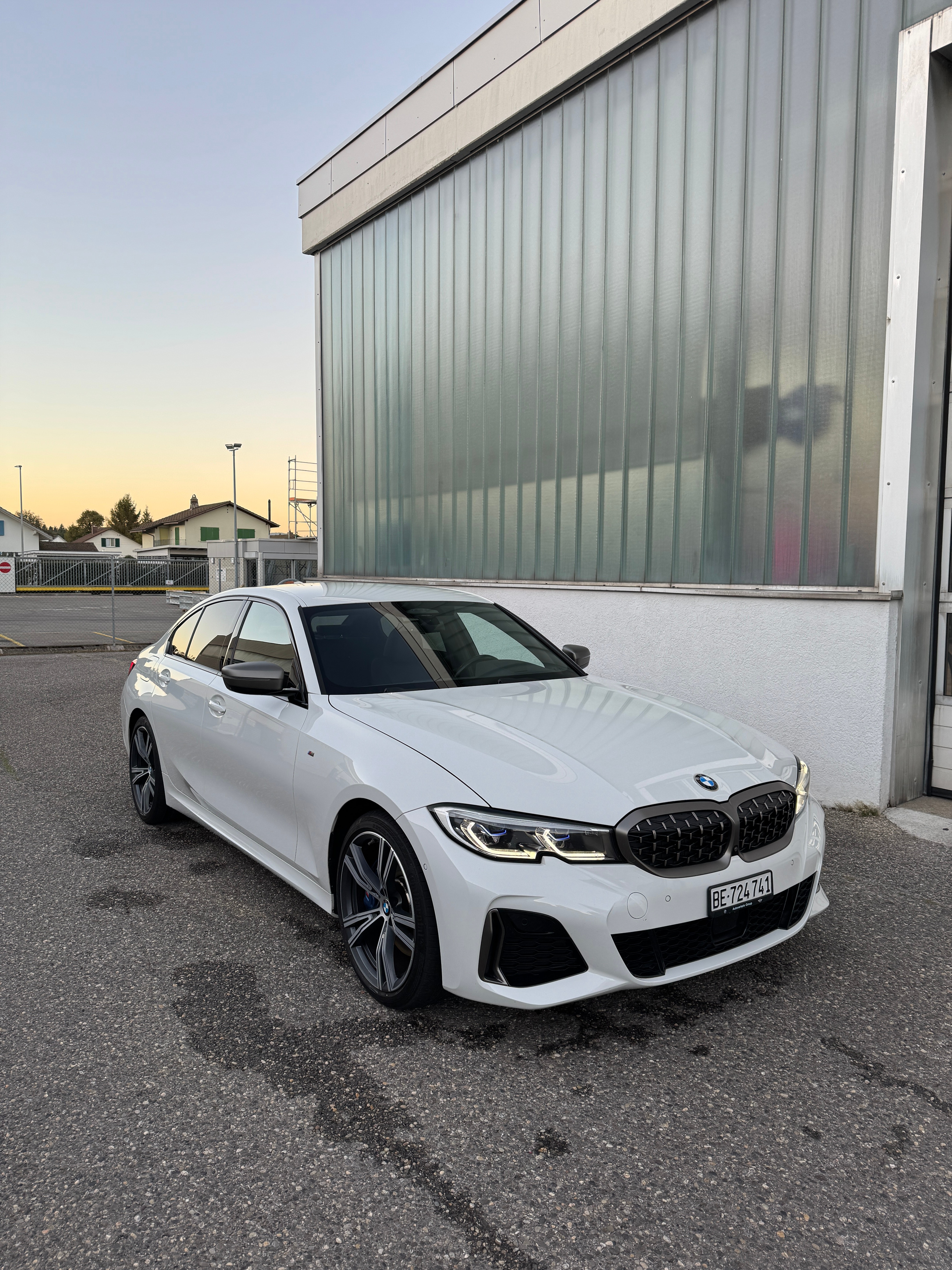 Car photo