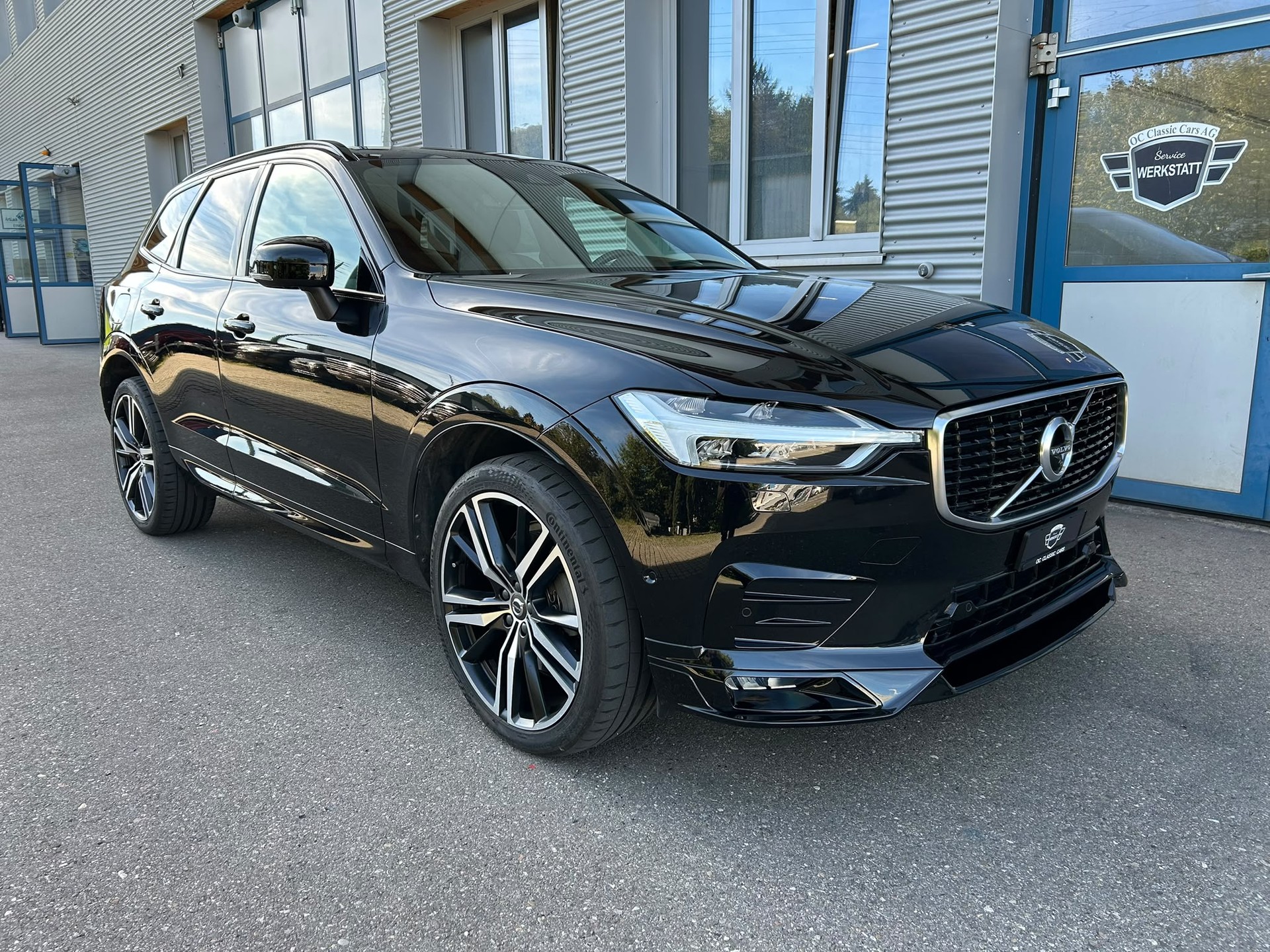 VOLVO XC60 T5 AWD R-Design Geartronic-image-0