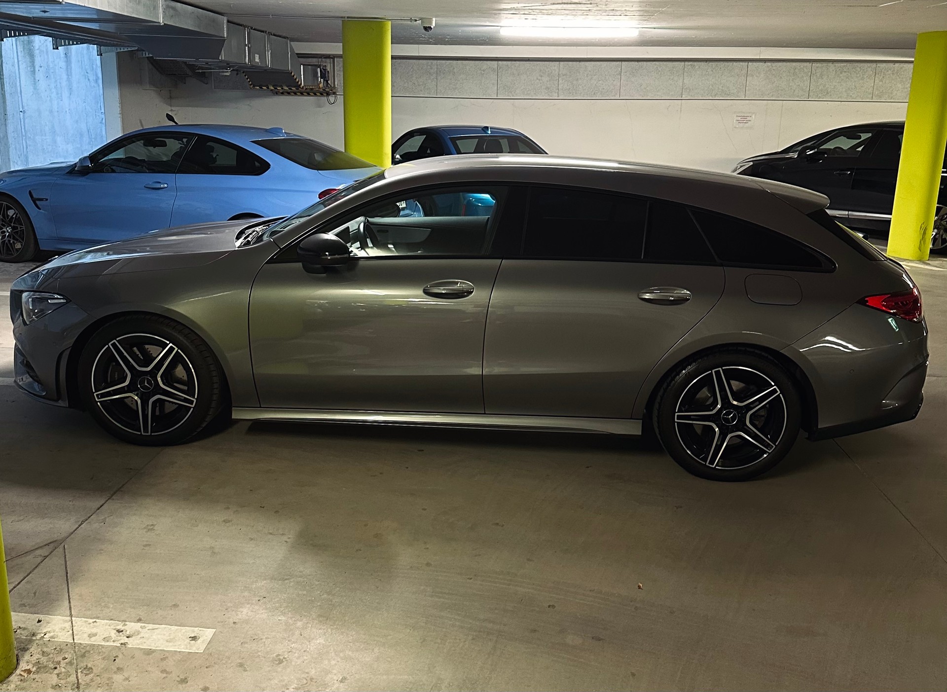 MERCEDES-BENZ CLA 250 AMG Line 4matic-image-3
