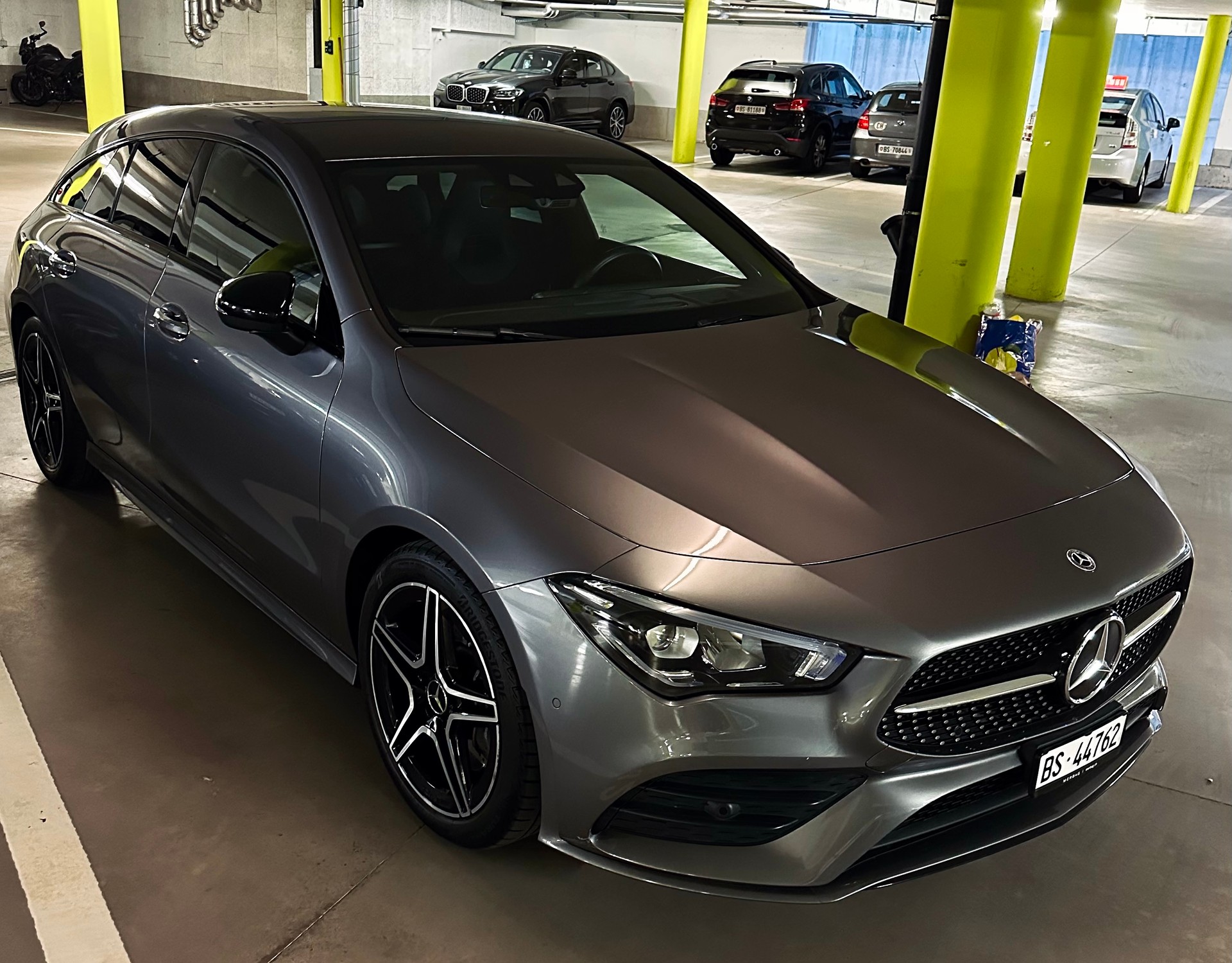 MERCEDES-BENZ CLA 250 AMG Line 4matic-image-0
