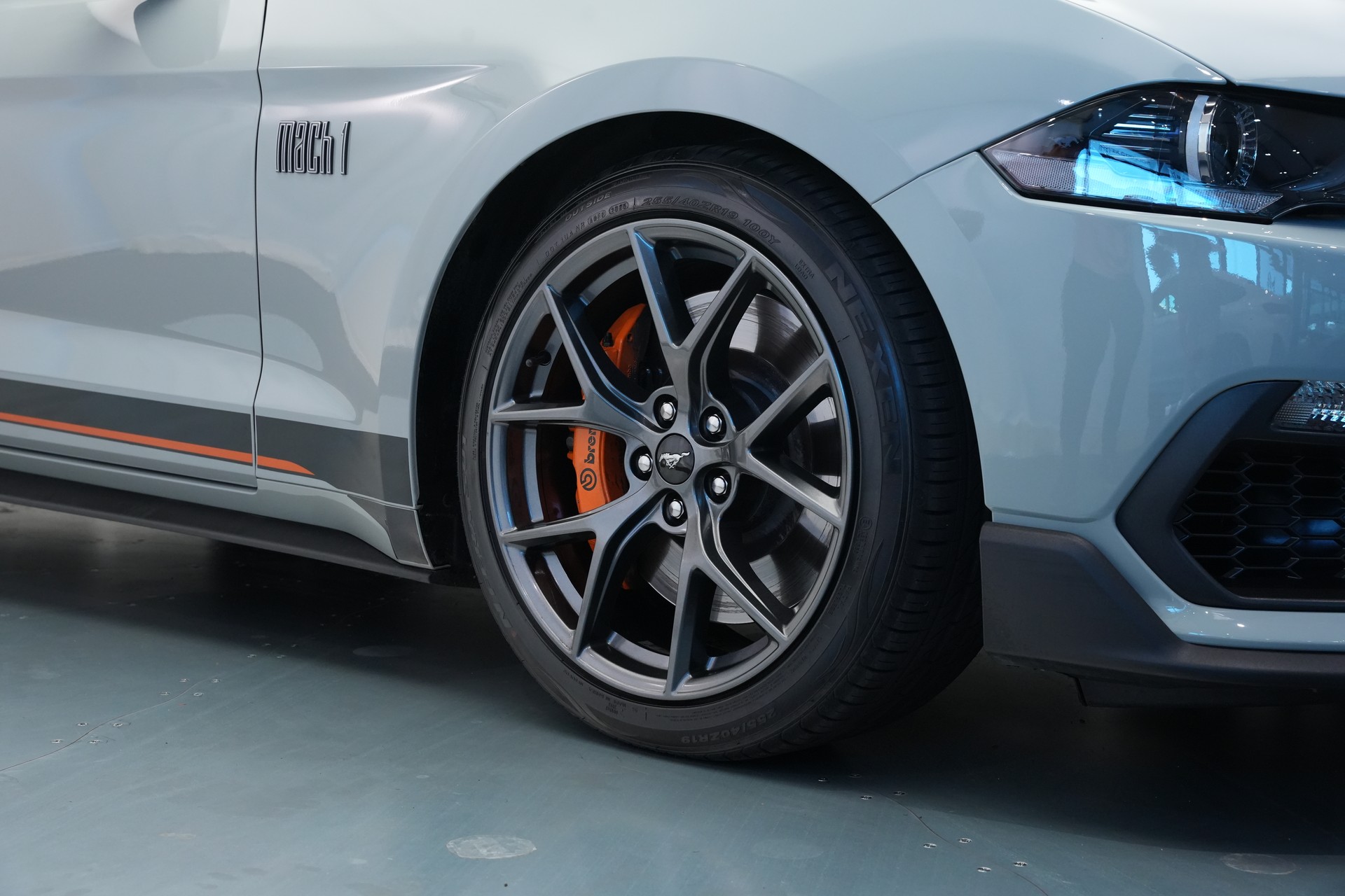 FORD Mustang Fastback 5.0 V8 Mach 1-image-43