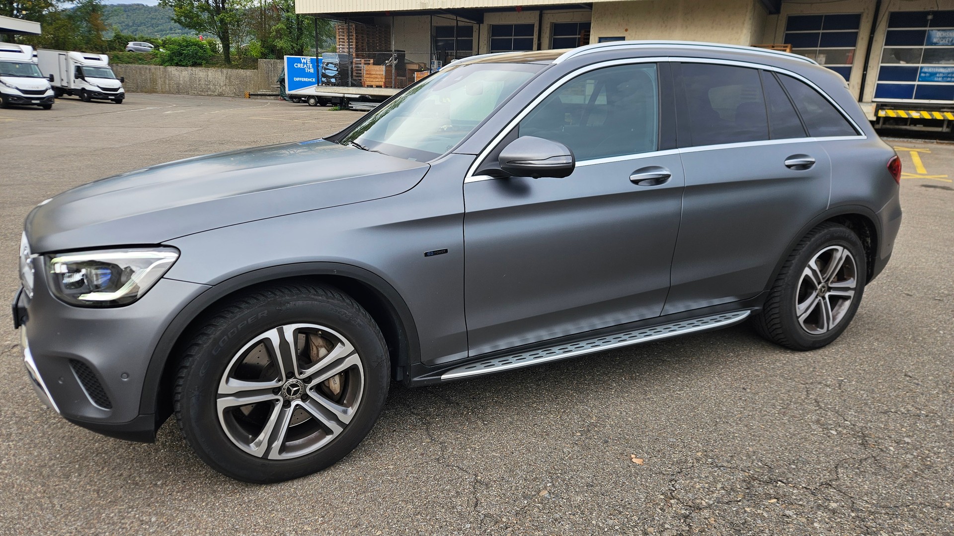 MERCEDES-BENZ GLC 300 e 4m-image-0