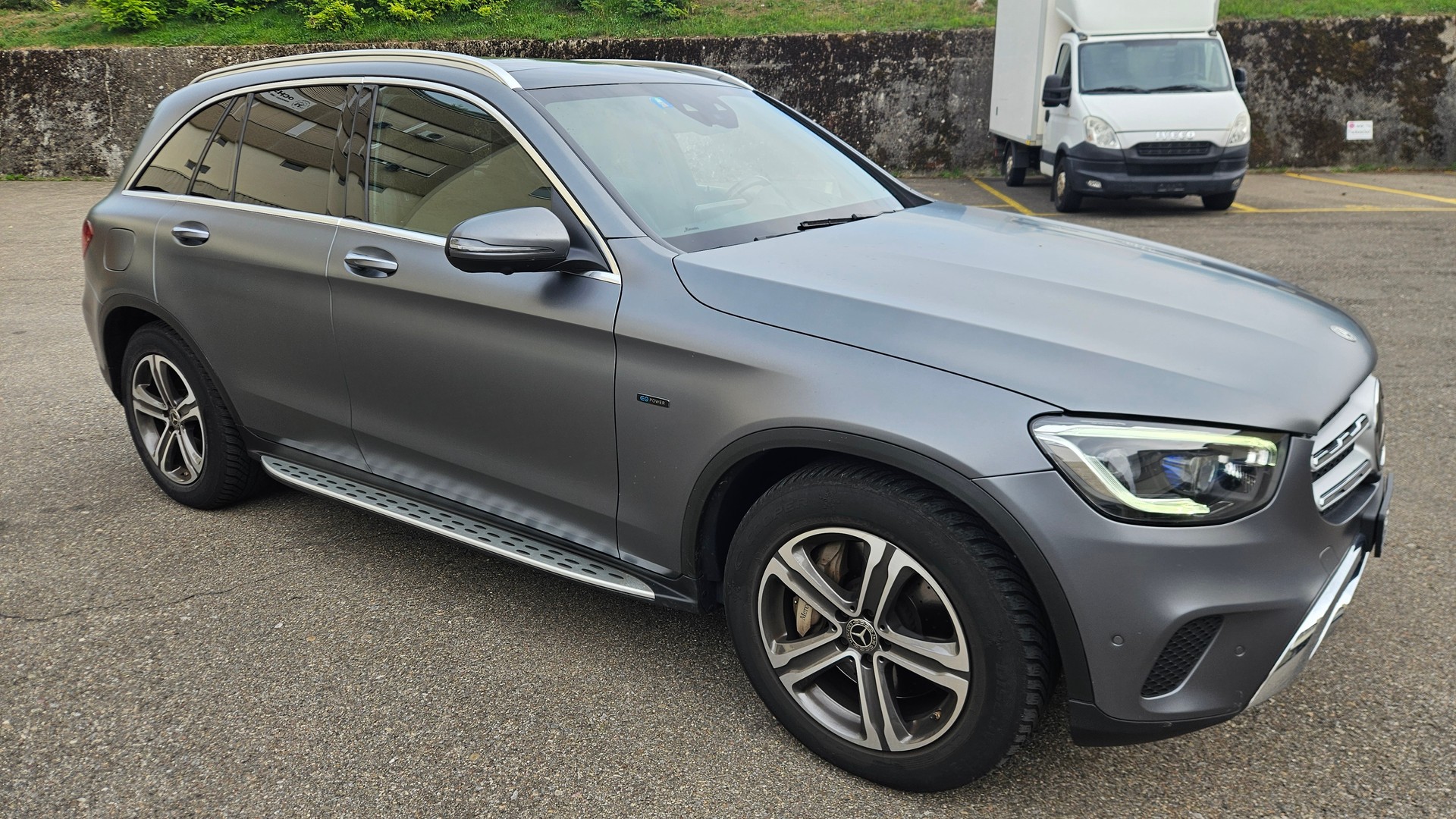 MERCEDES-BENZ GLC 300 e 4m-image-1