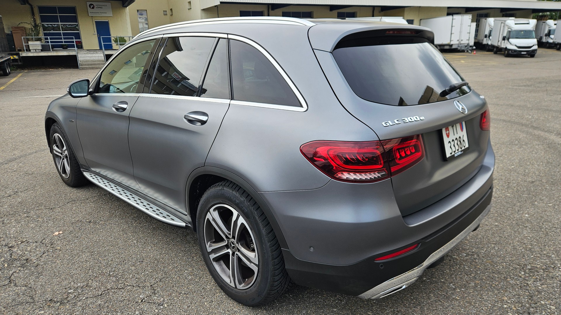 MERCEDES-BENZ GLC 300 e 4m-image-3