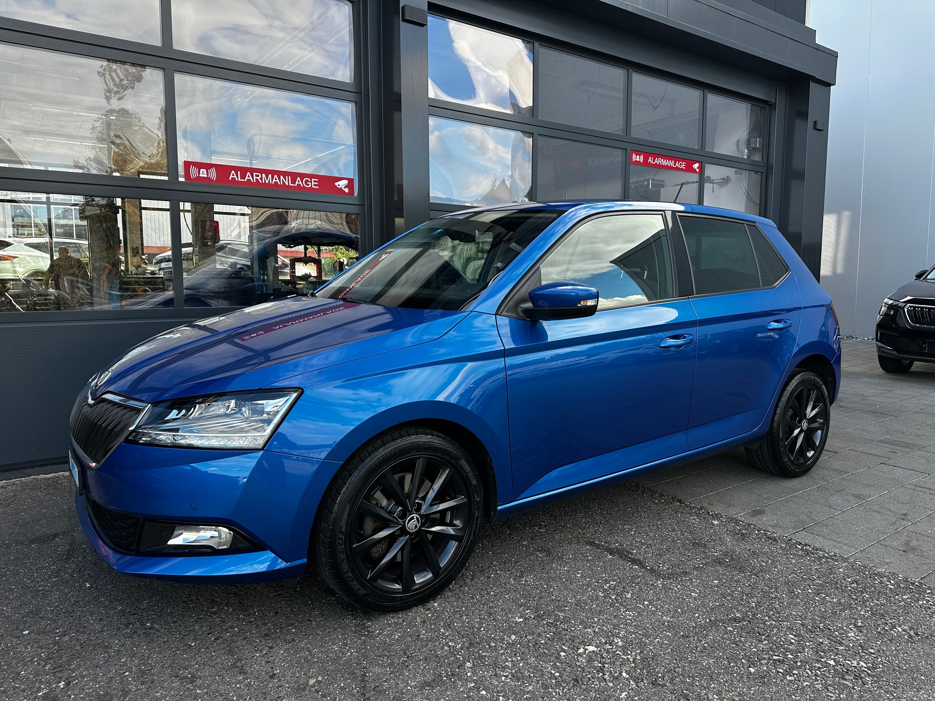 SKODA Fabia 1.0 TSI Ambition DSG-image-2