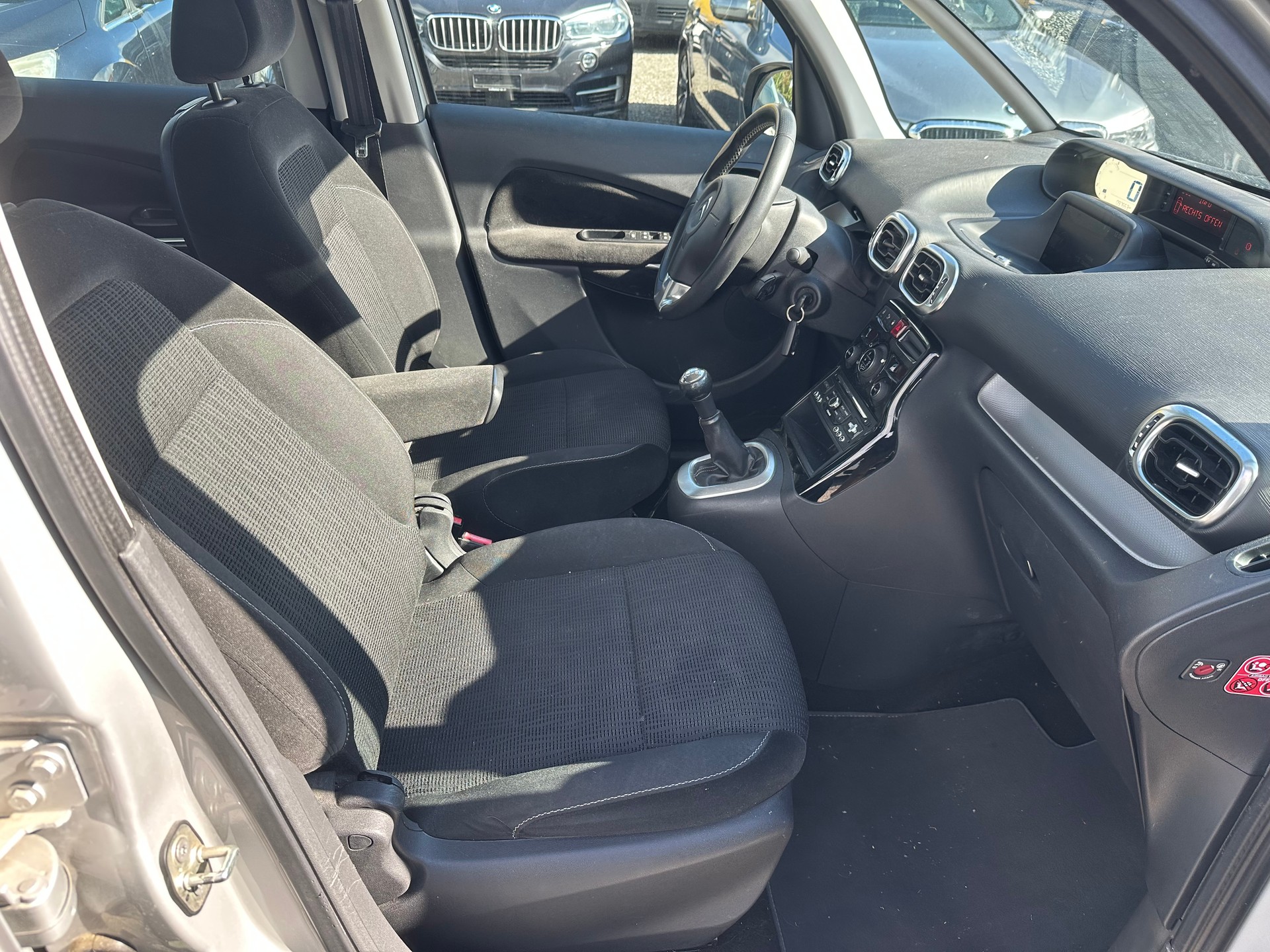 CITROEN C3 Picasso 1.2 Pure Tech Exclusive-image-7