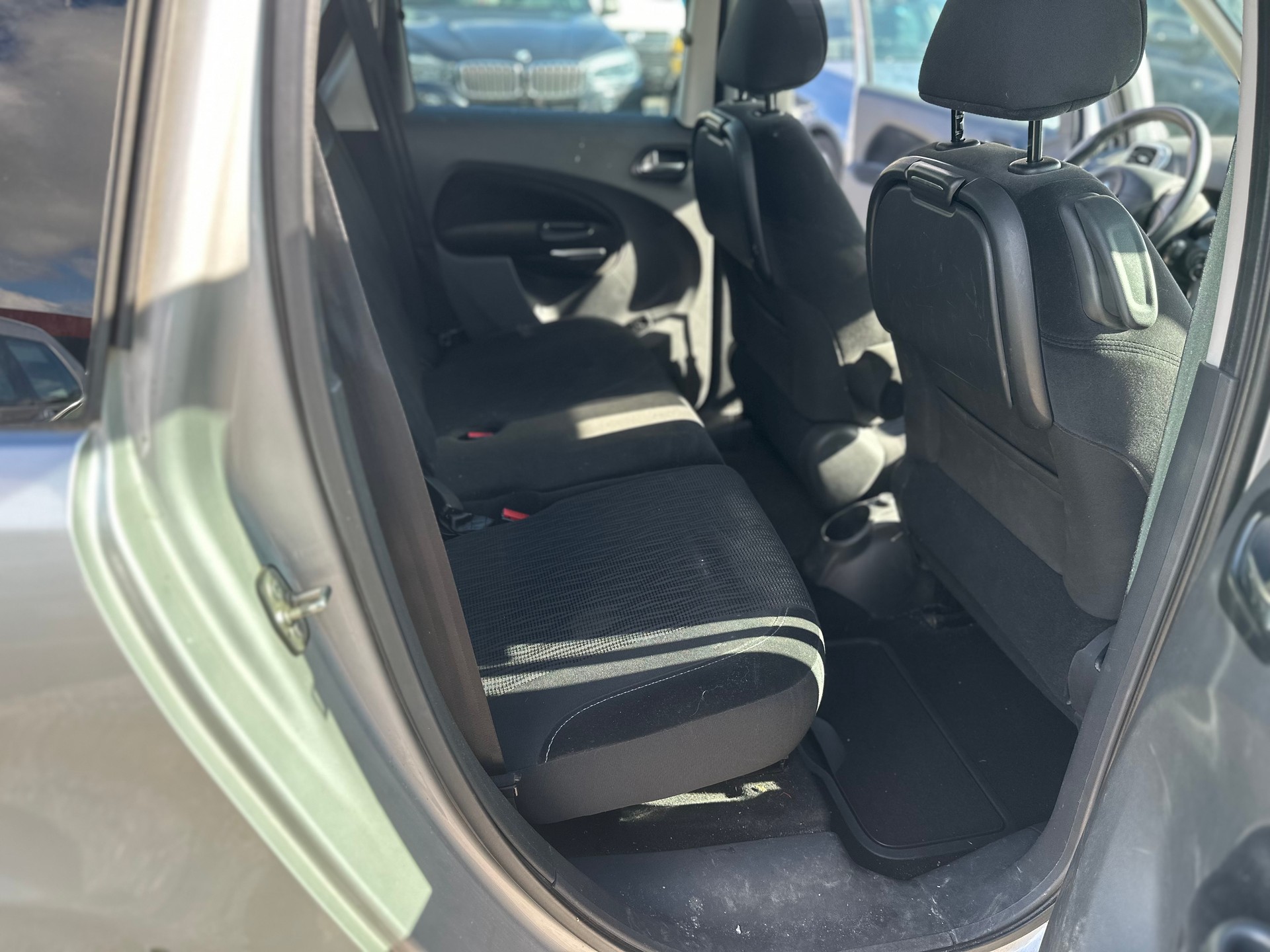 CITROEN C3 Picasso 1.2 Pure Tech Exclusive-image-9