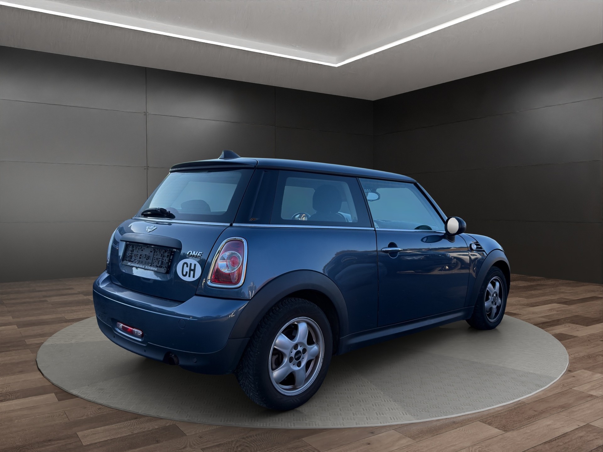 MINI One-image-3