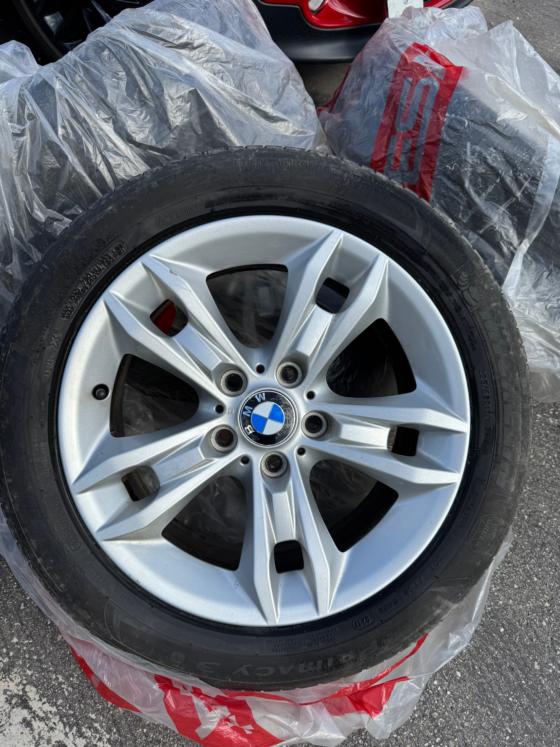 BMW X1 xDrive 18d-image-15