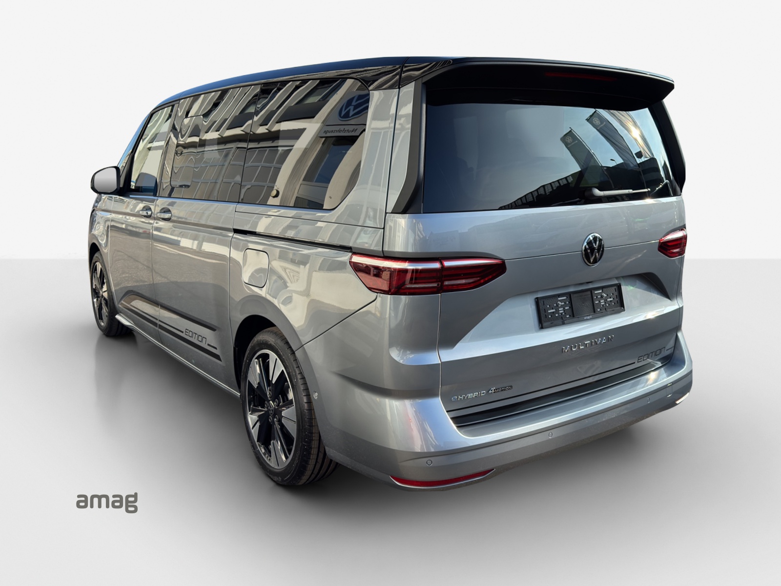 VW Multivan 1.5 eHybrid Life Lang DSG-image-2