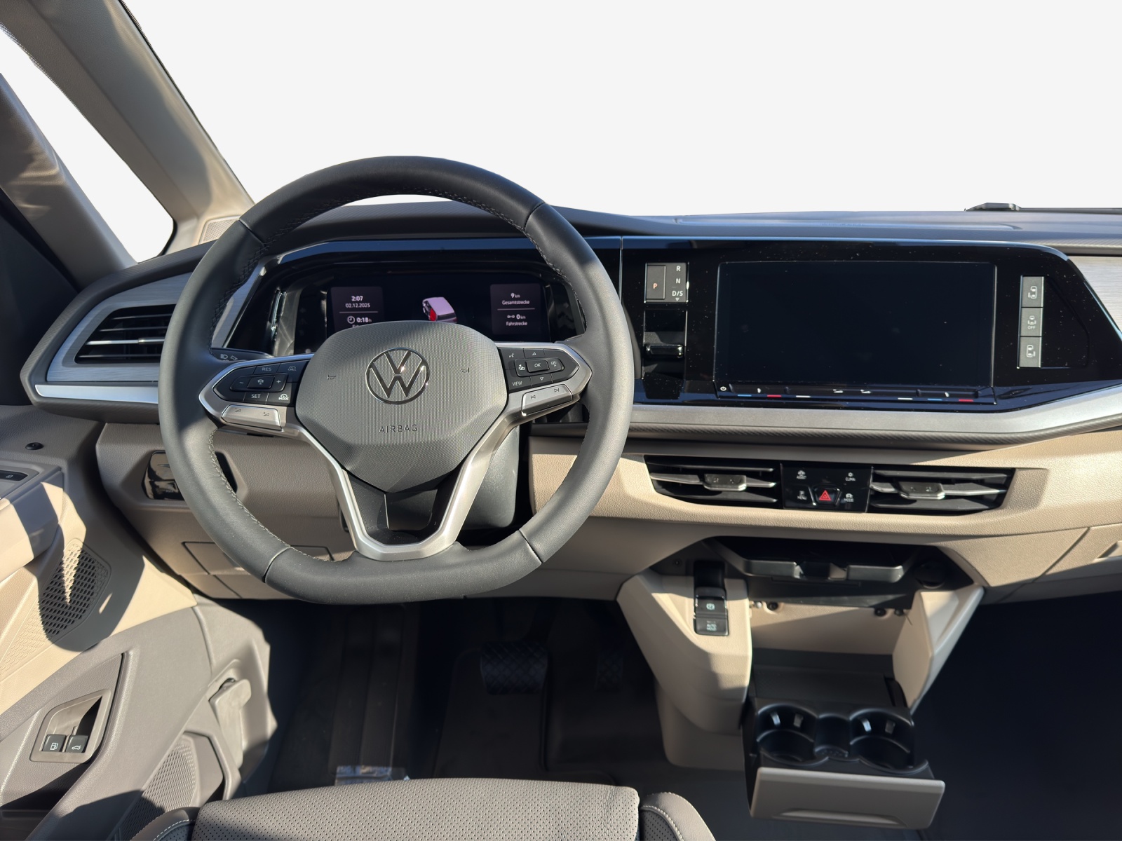 VW Multivan 1.5 eHybrid Life Lang DSG-image-8