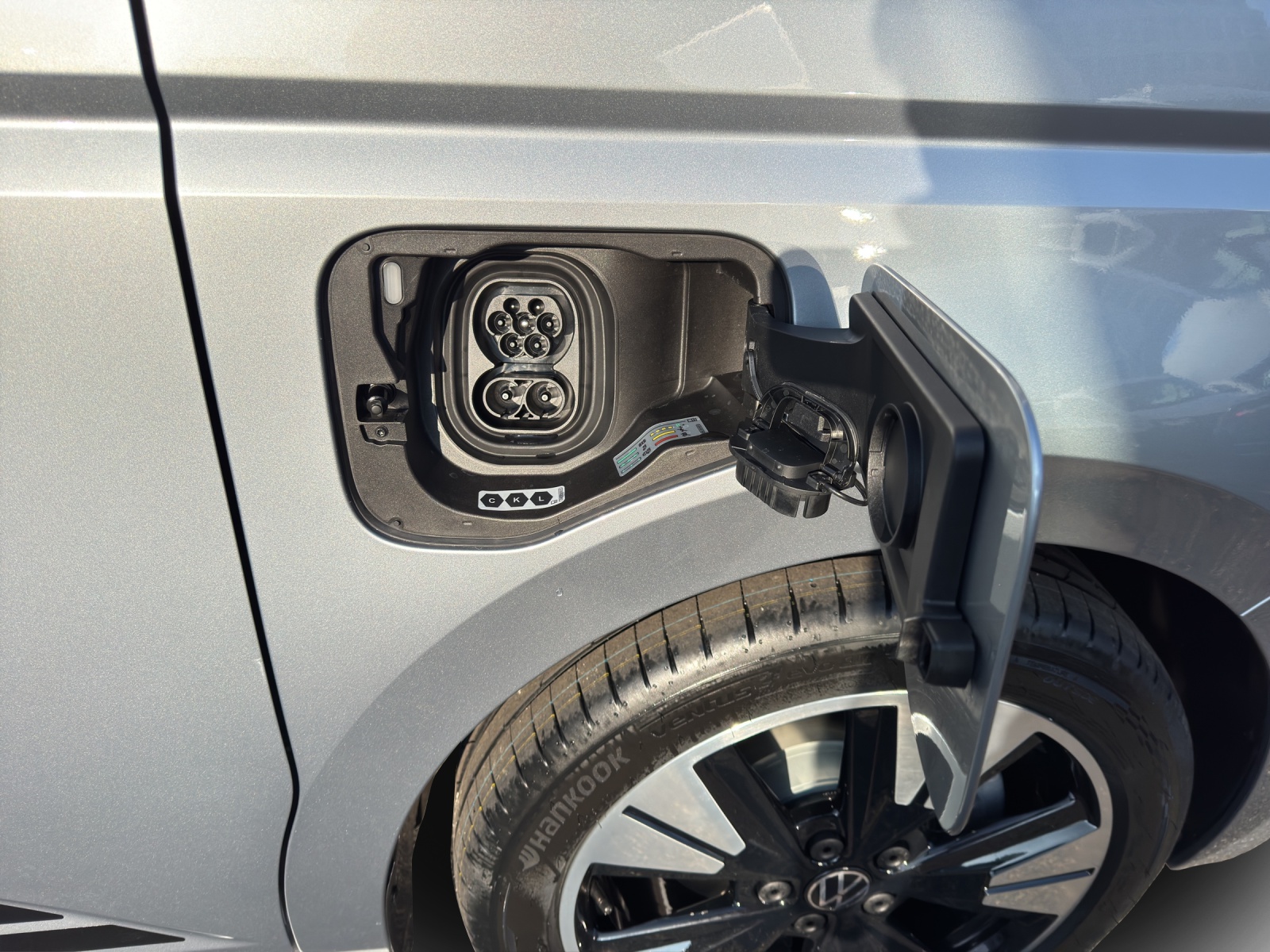 VW Multivan 1.5 eHybrid Life Lang DSG-image-15