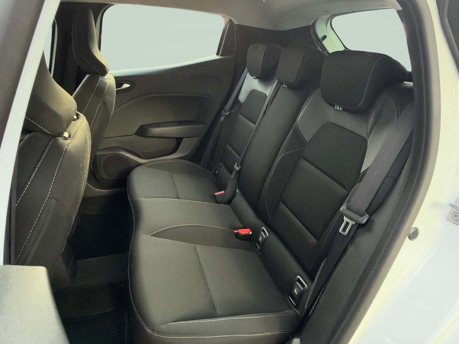 MITSUBISHI Colt 1.6 HEV Invite-image-10