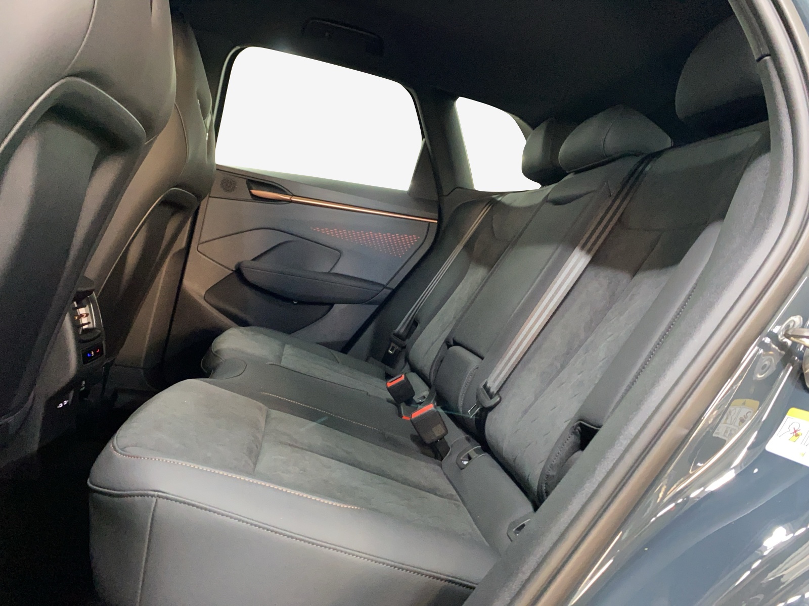 CUPRA Terramar 1.5 eTSI Prime Edition DSG-image-15