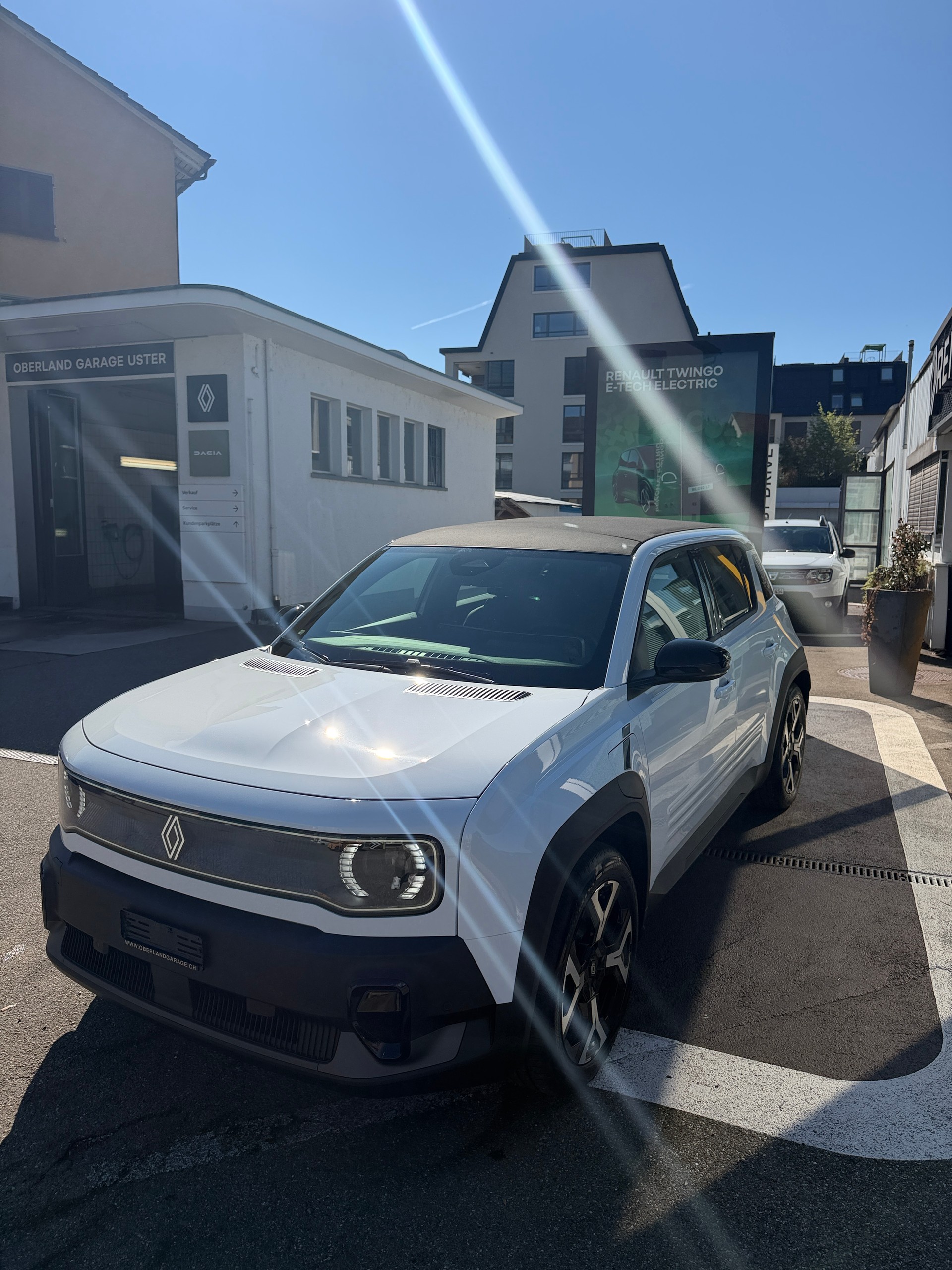 RENAULT R4 E-Tech Comfort Range 52 kWh Techno Plain Sud-image-2