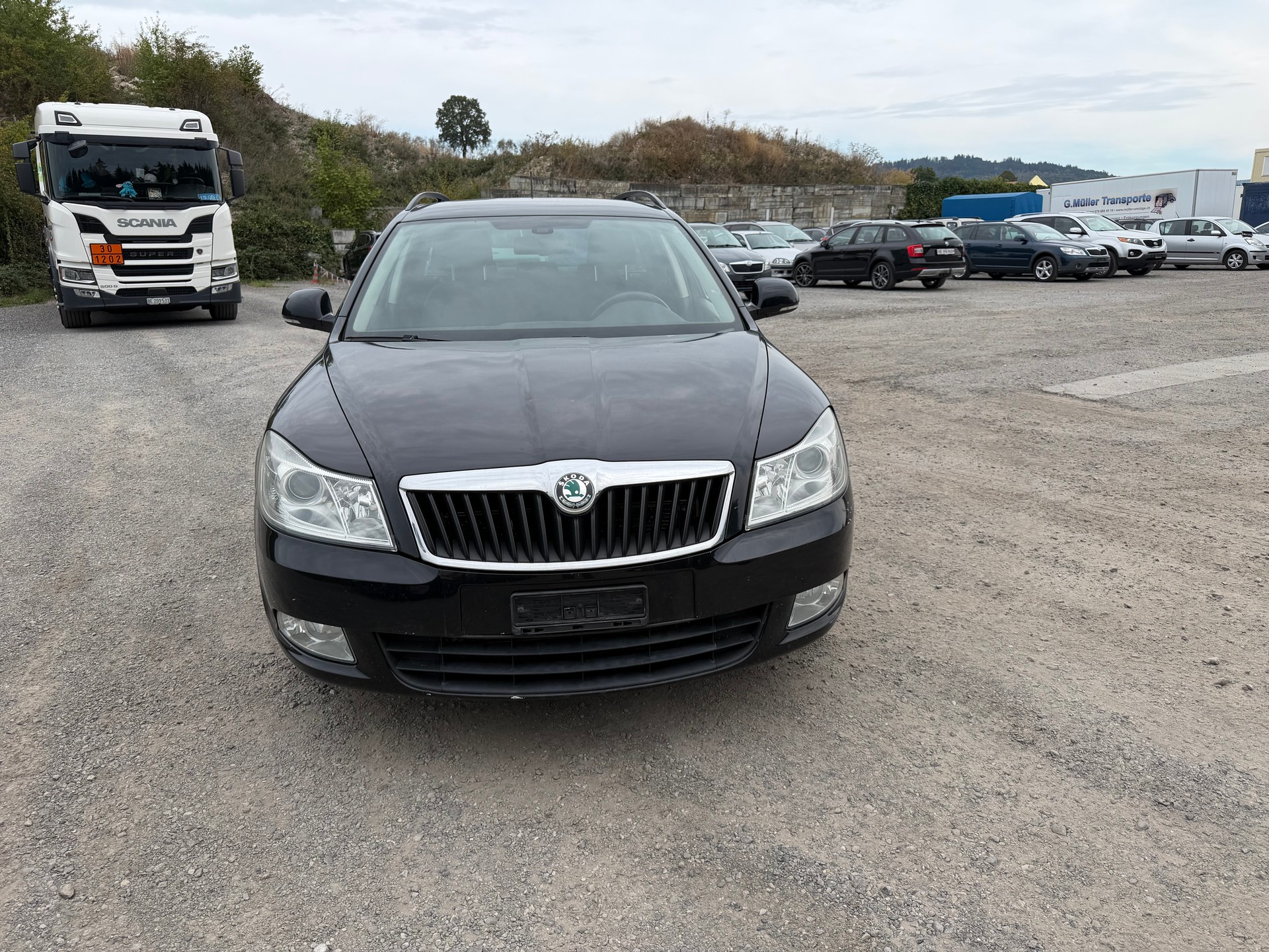 SKODA Octavia Combi 2.0 TDI Ambition 4x4-image-0
