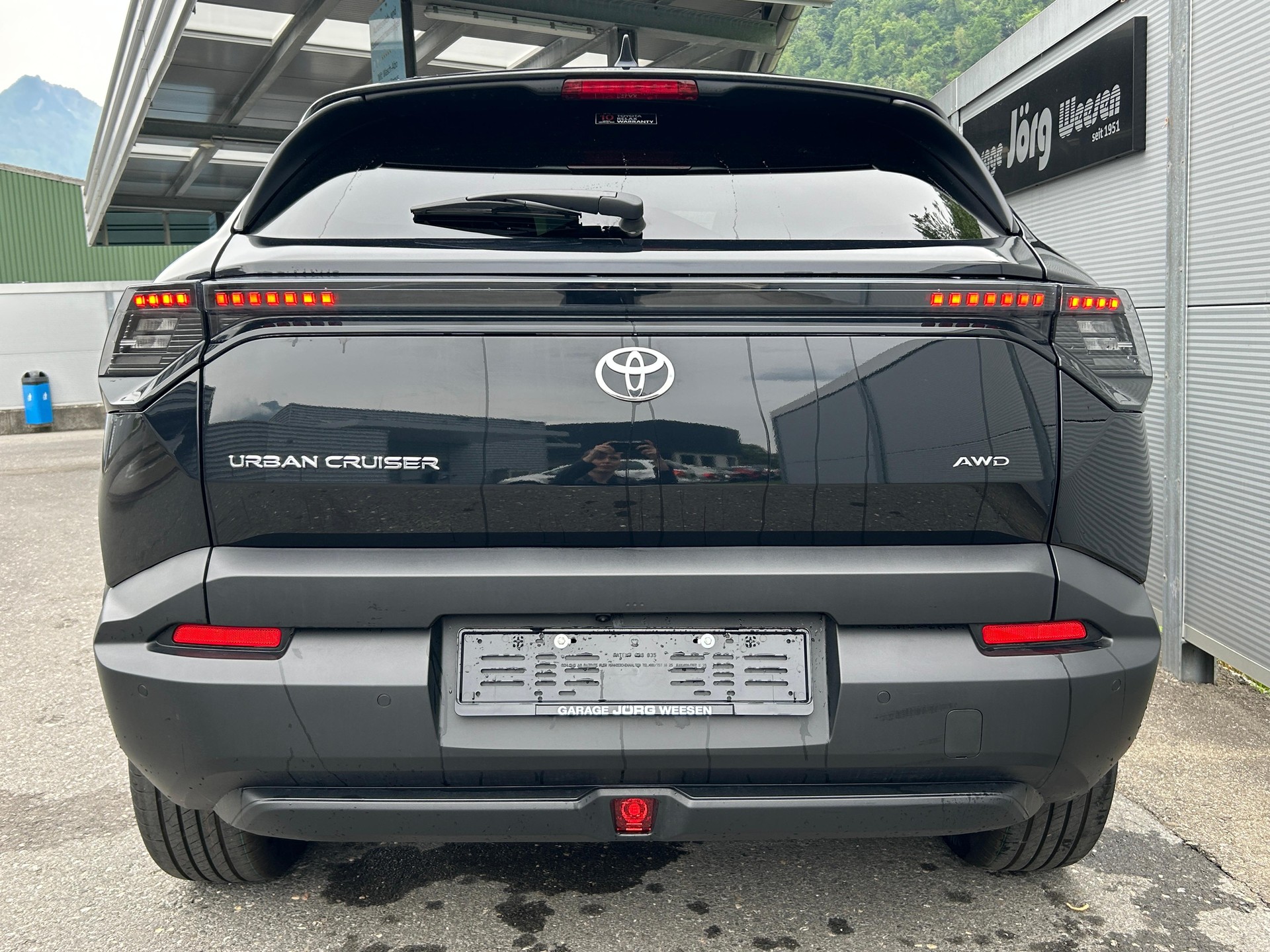 TOYOTA Urban Cruiser Premium AWD-image-4