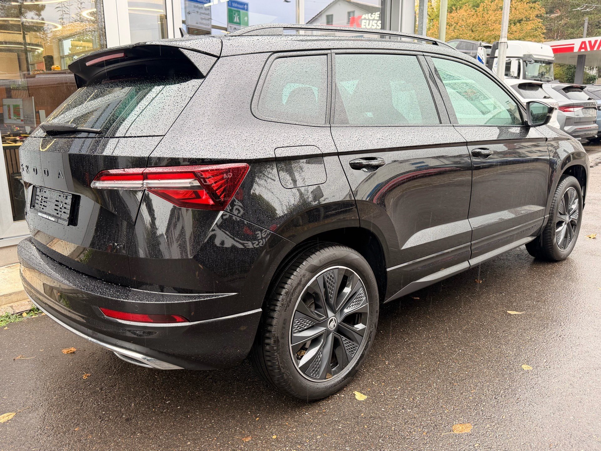 SKODA Karoq Sportline 4x4 *** ANHÄNGERKUPPLUNG ***-showroom-element-3