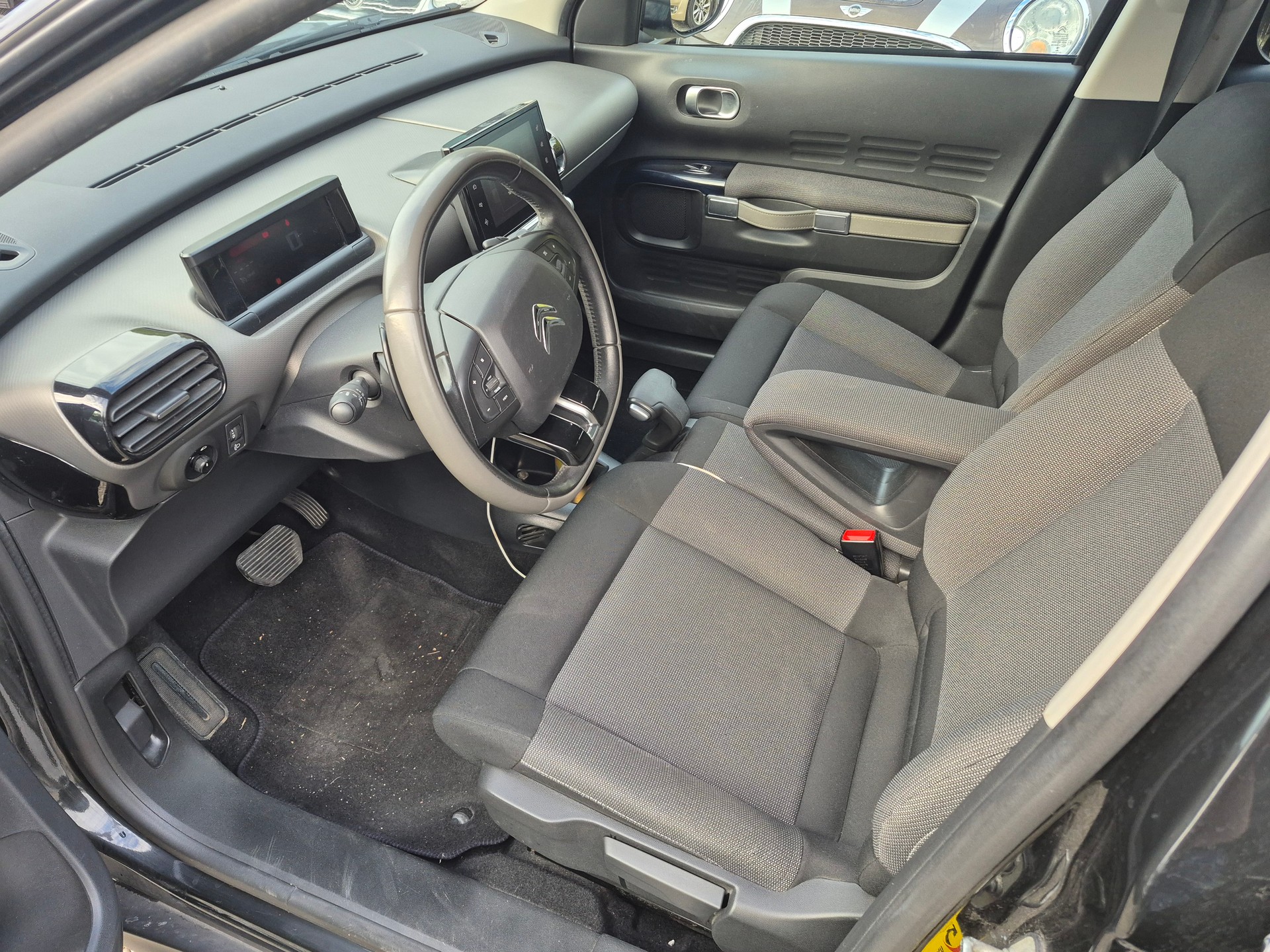CITROEN C4 Cactus 1.6 BlueHDi Feel ETG6-image-8