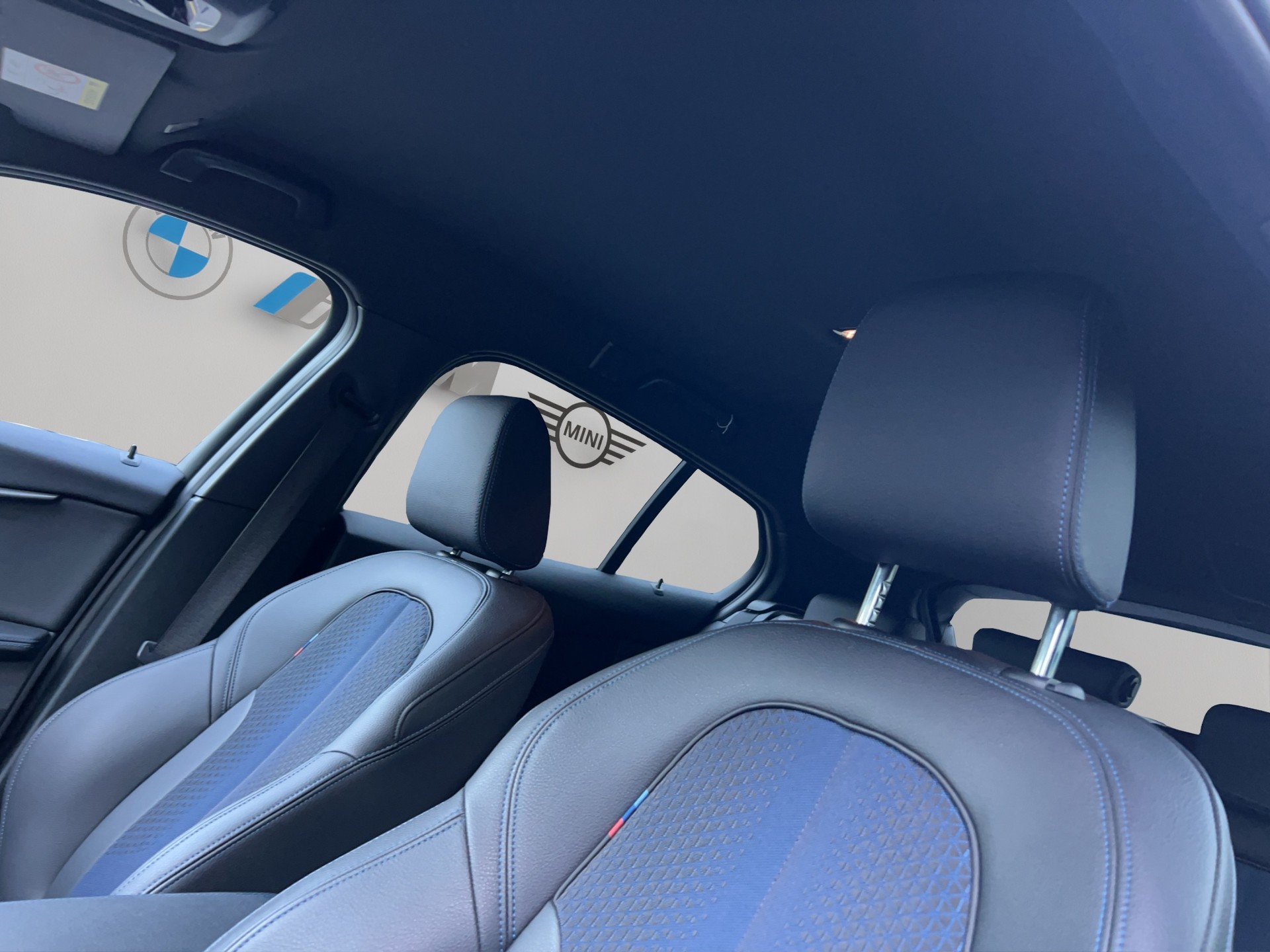 BMW 118i Pure M Sport Steptronic-image-12