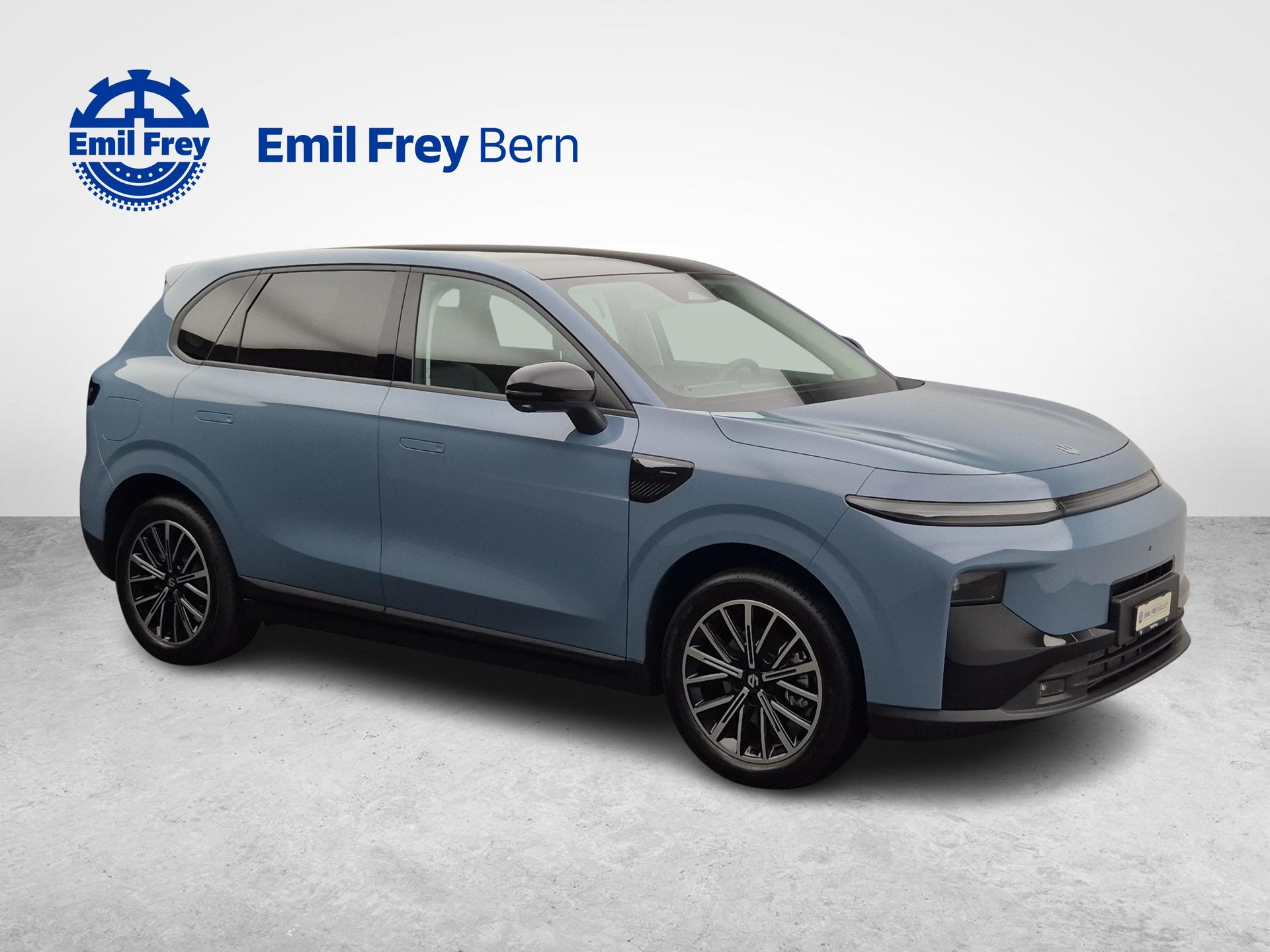 LEAPMOTOR B10 1.5 Hybrid EV-image-4