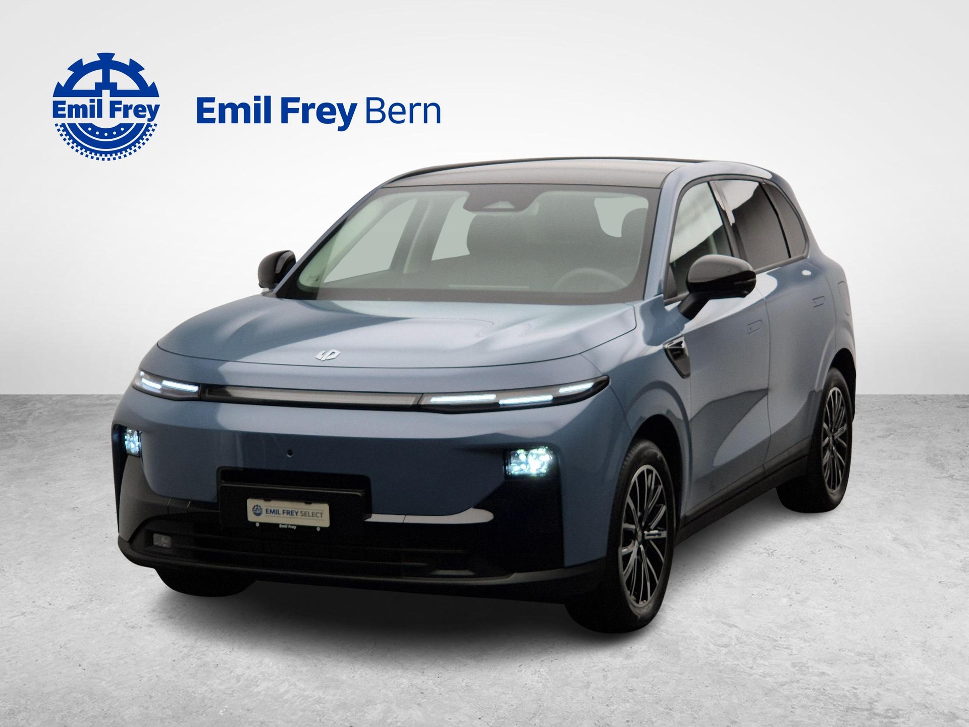LEAPMOTOR B10 1.5 Hybrid EV-image-0