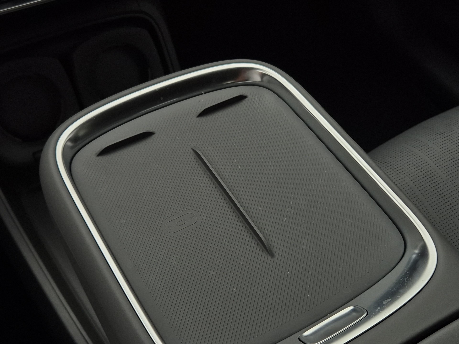LEAPMOTOR B10 1.5 Hybrid EV-image-19