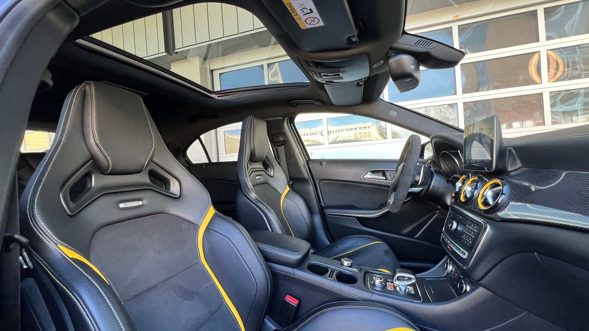 MERCEDES-BENZ A 45 AMG 4m-image-4