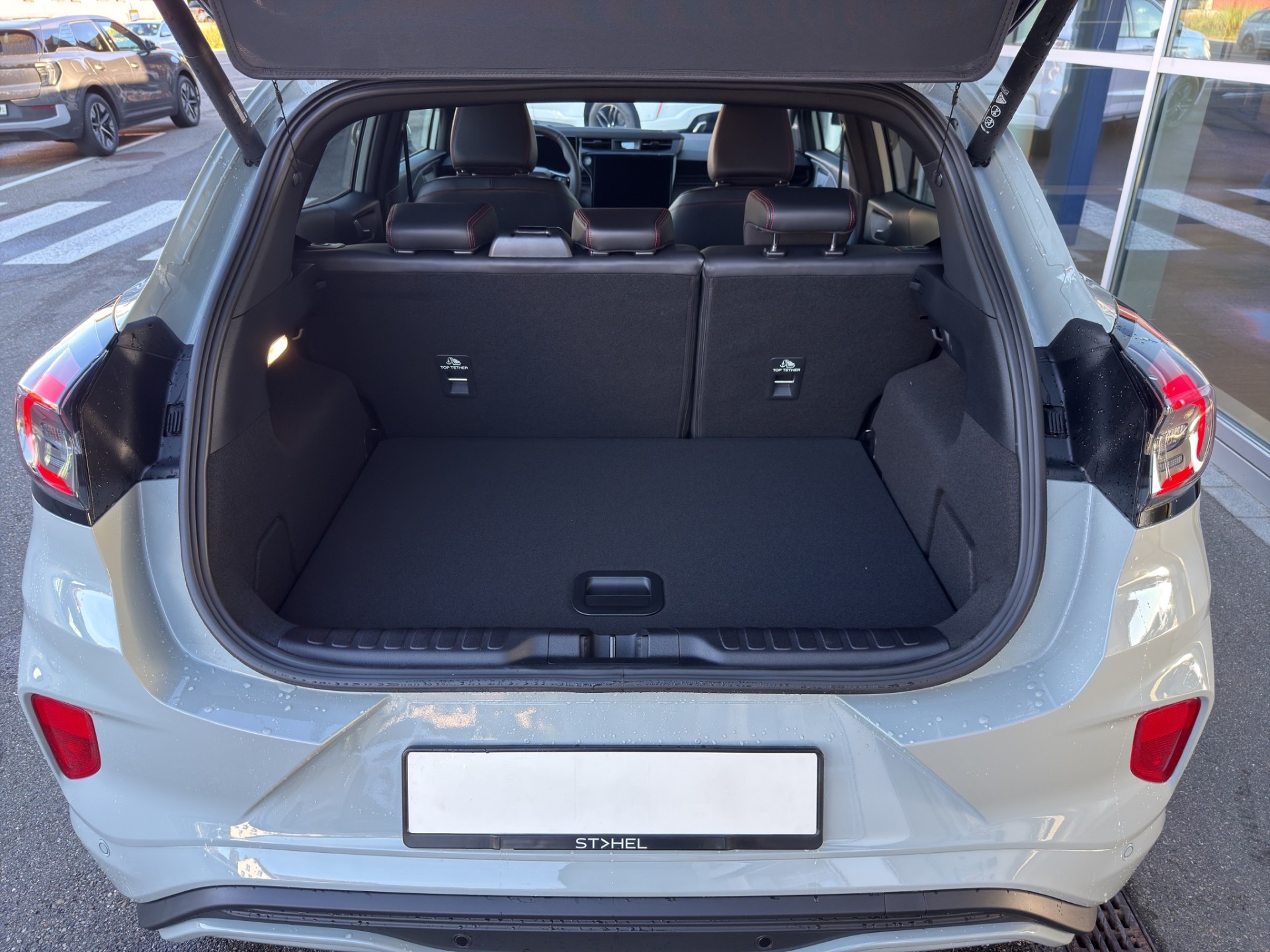 FORD Puma 1.0 EcoB Hybrid 155 ST-Line X (Shadow Ed.)-image-10