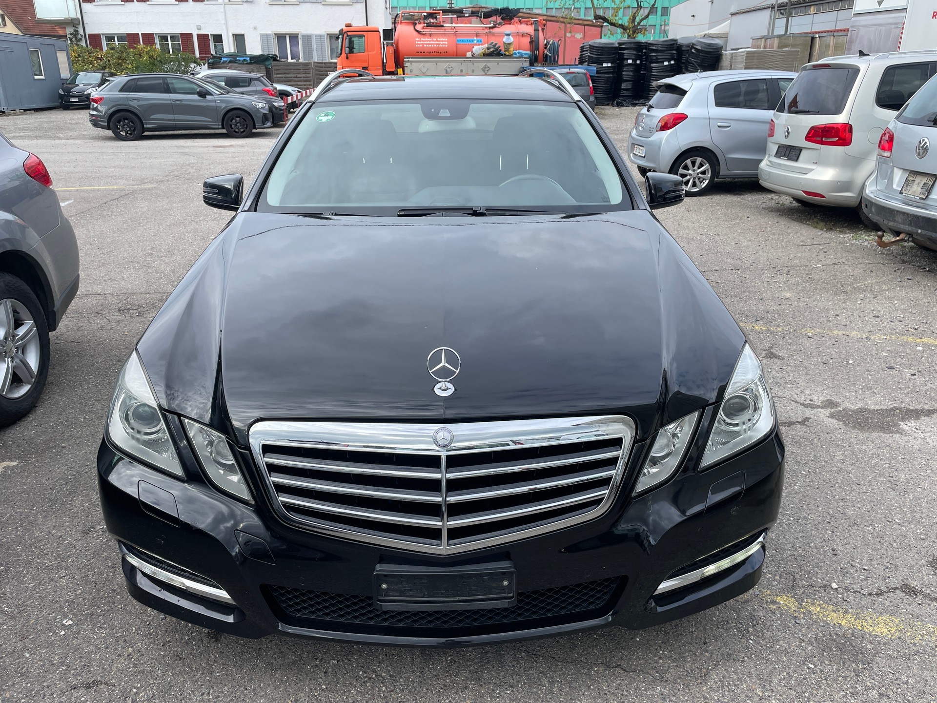 MERCEDES-BENZ E 220 CDI BlueEfficiency Elégance-image-0