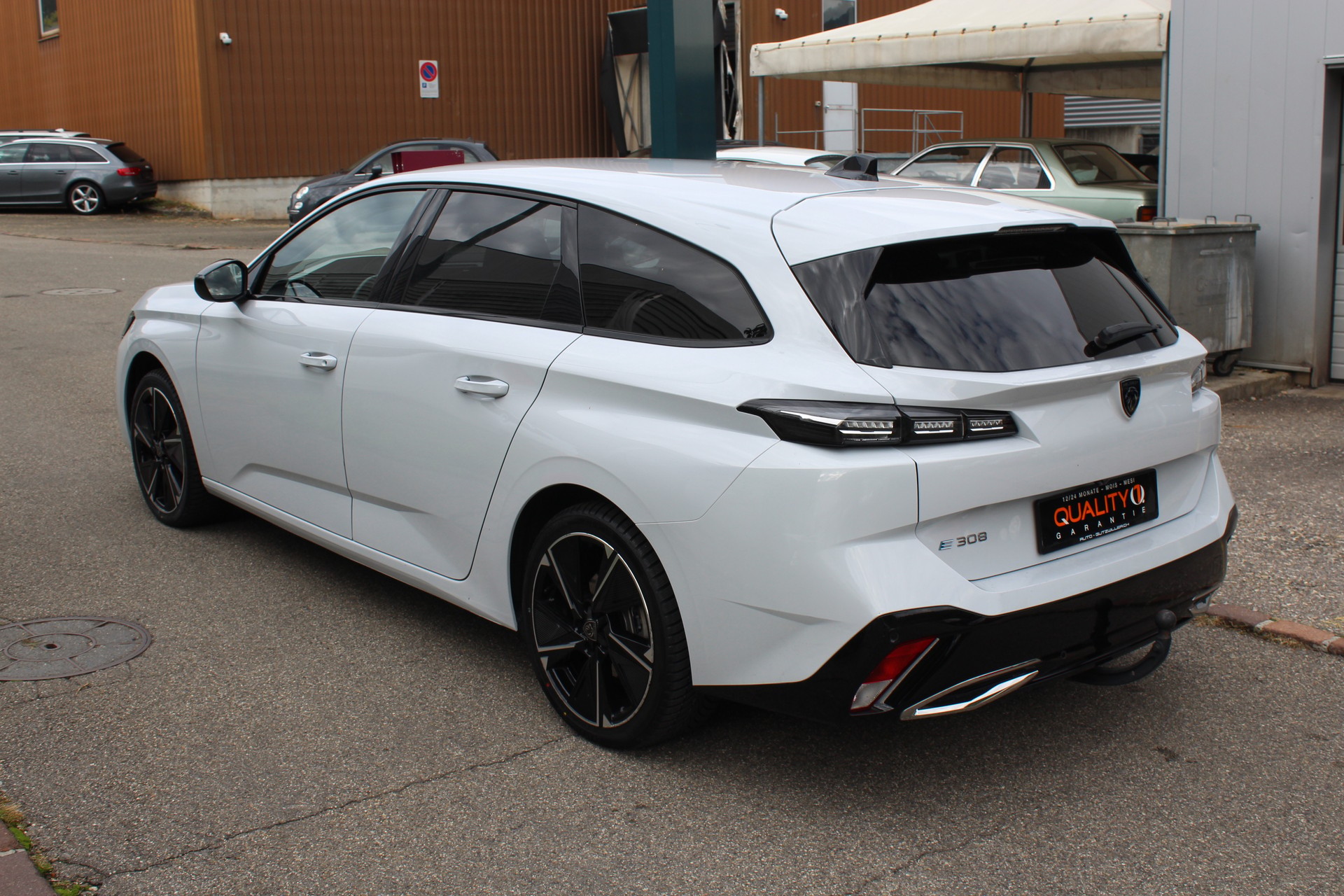 PEUGEOT 308 e SW Allure 54kWh-image-3