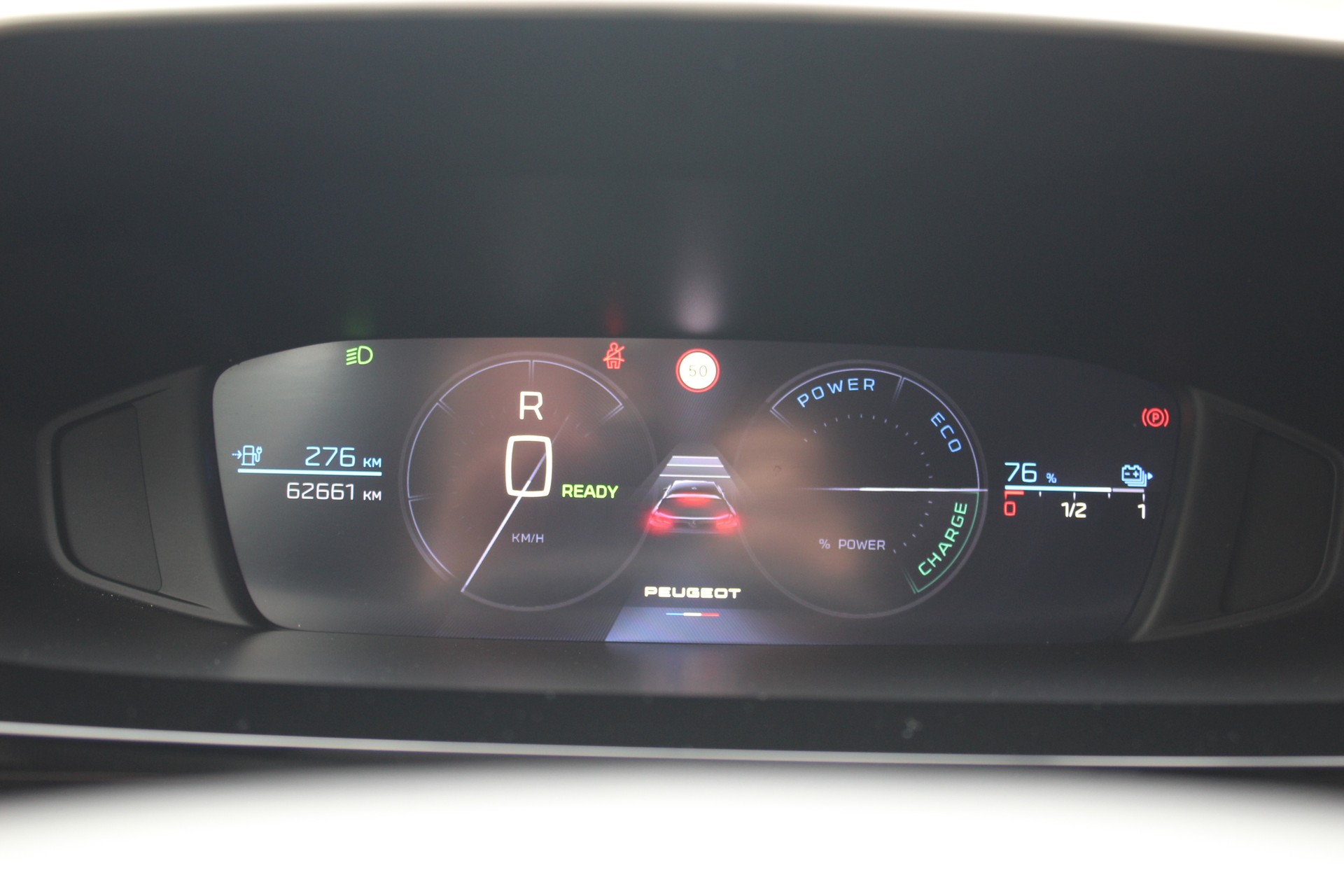 PEUGEOT 308 e SW Allure 54kWh-image-6
