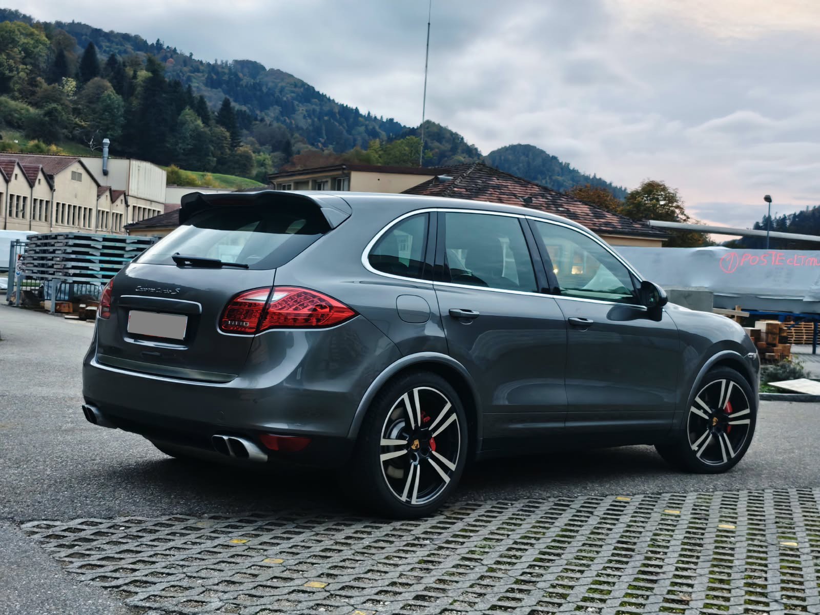 Car photo