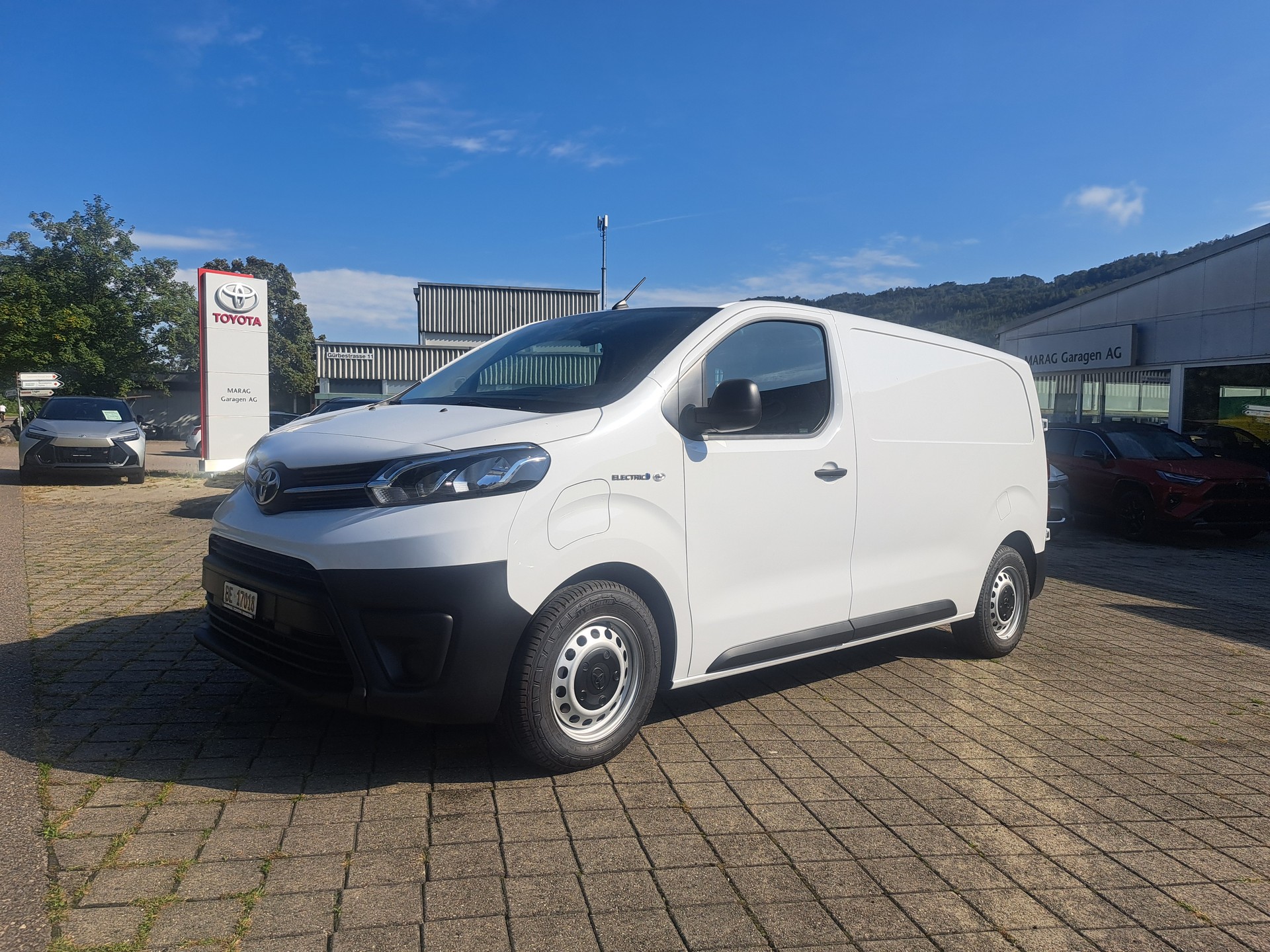 TOYOTA Proace EV 75kWh Medium Active