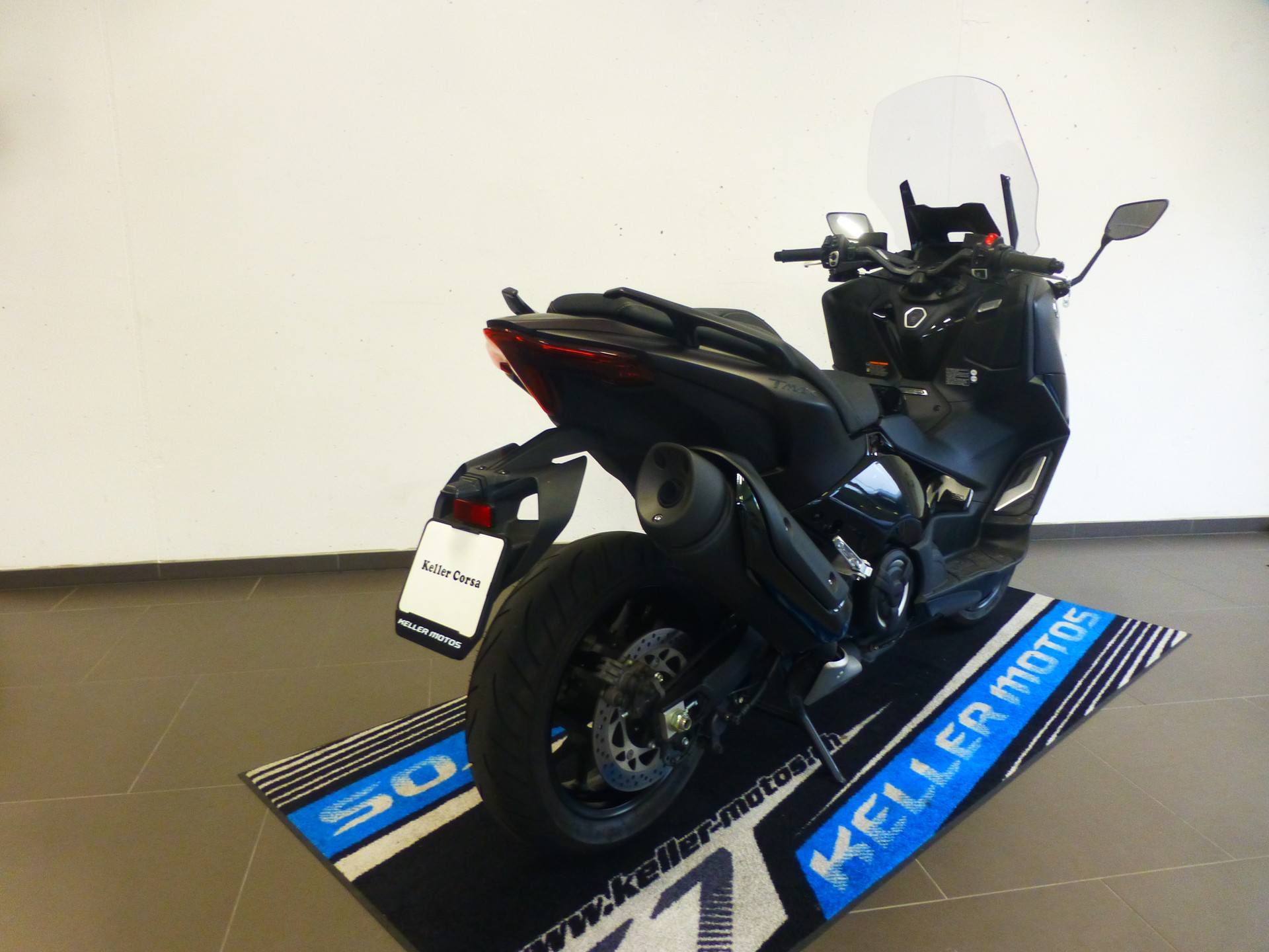 YAMAHA T-MAX Tech-Max XP 560-image-9