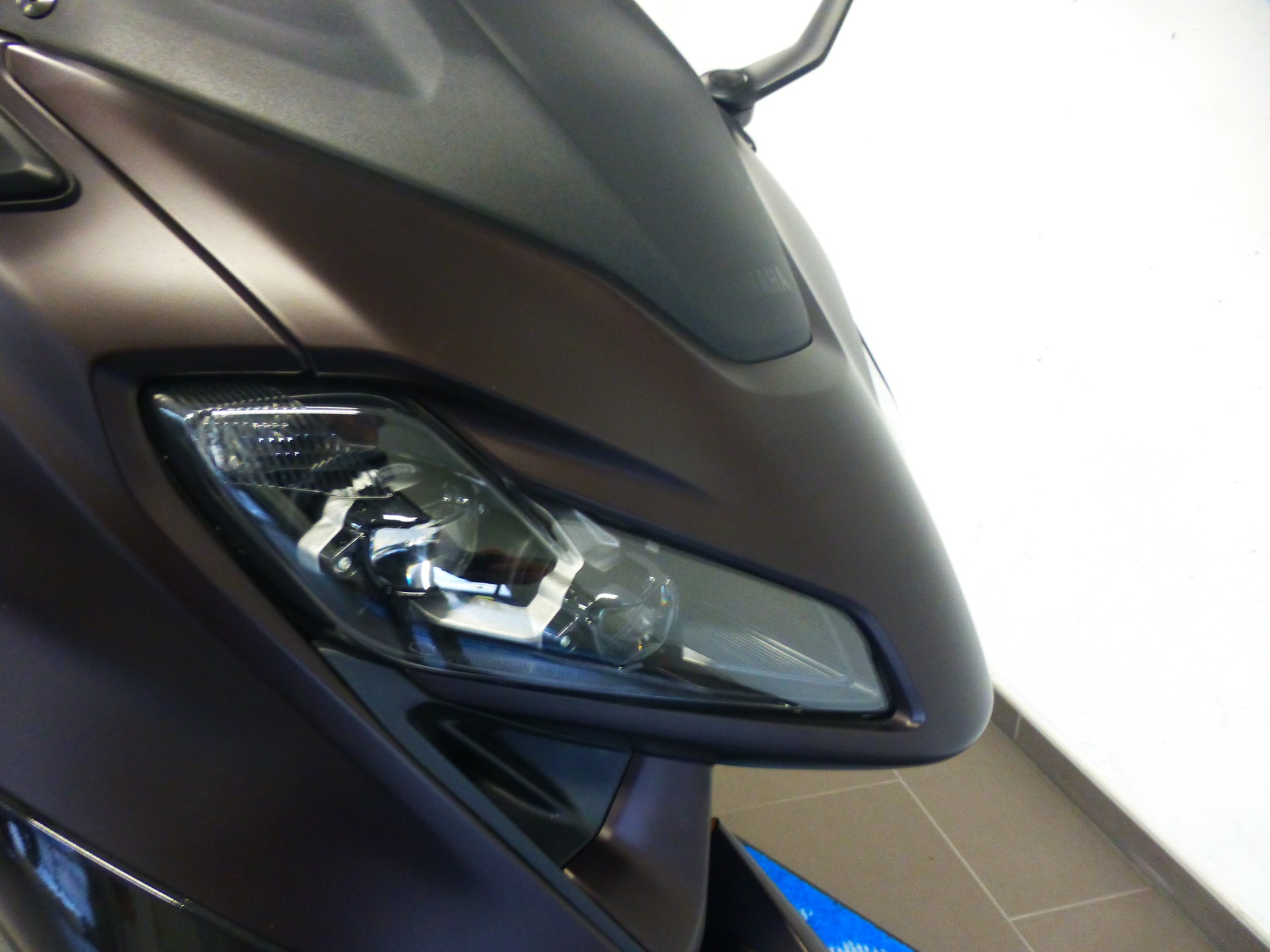 YAMAHA T-MAX Tech-Max XP 560-image-13