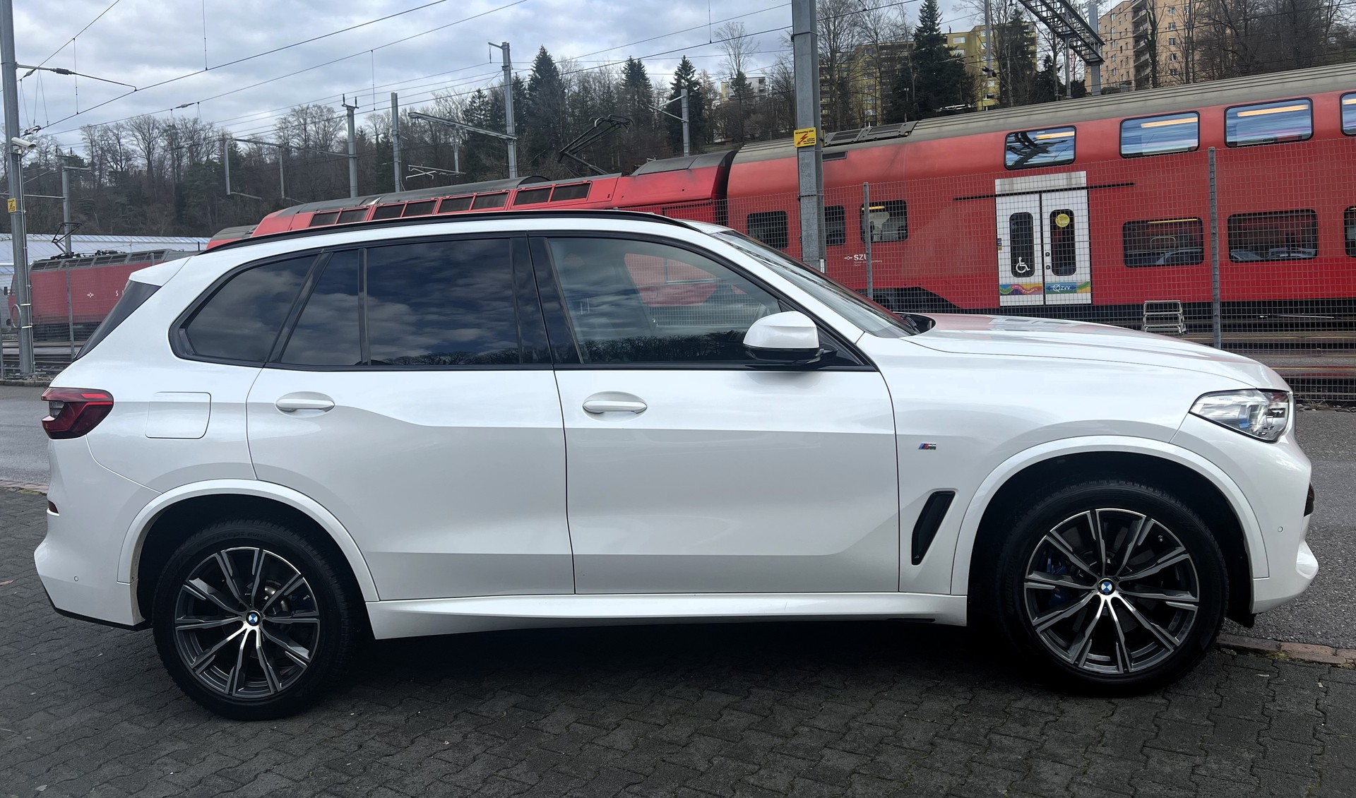 BMW X5 xDrive 40i Steptronic-image-5